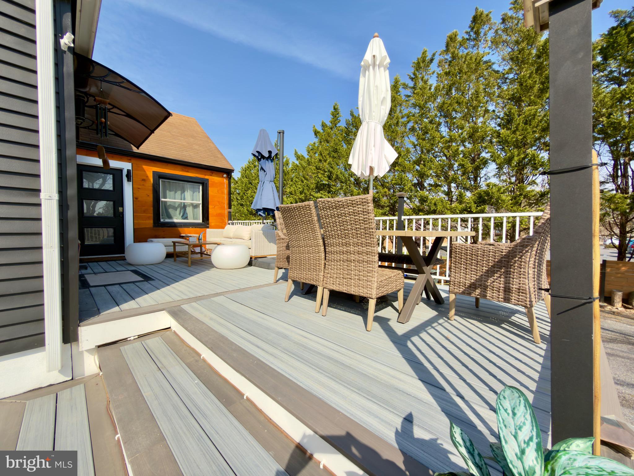 QUINCE ORCHARD MANOR - Residential