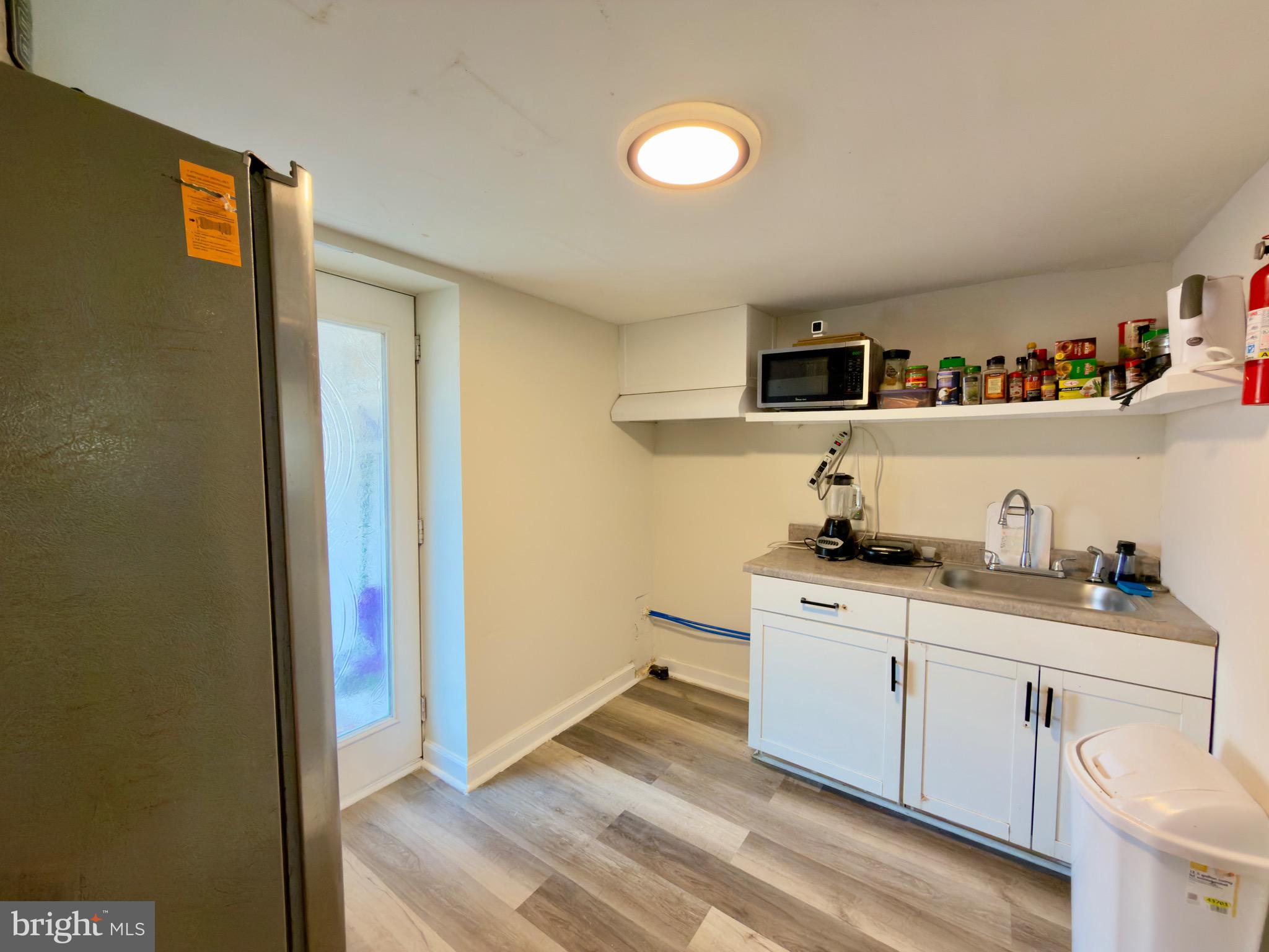 QUINCE ORCHARD MANOR - Residential