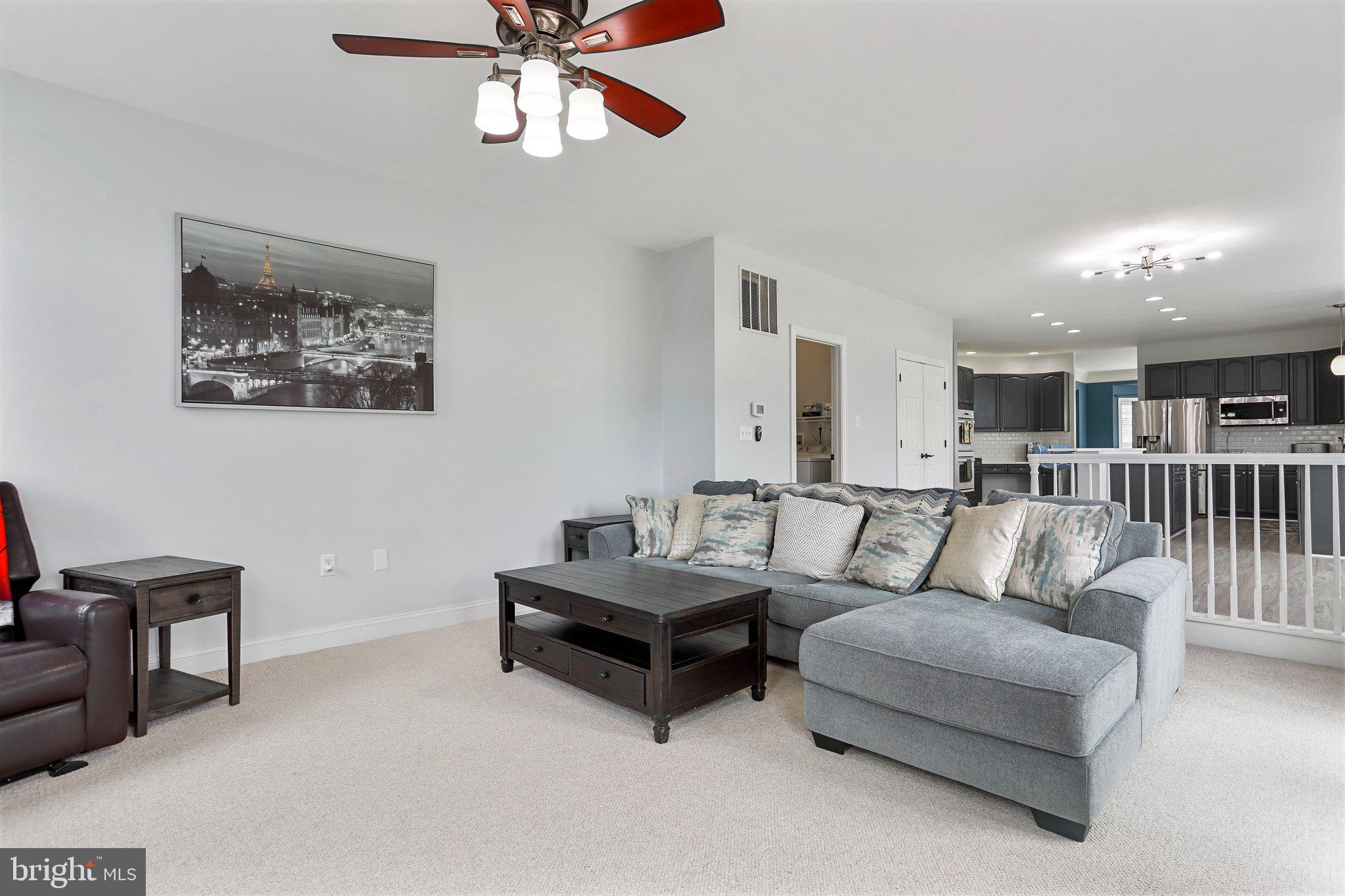 WILLOW SPRINGS ACRES - Residential