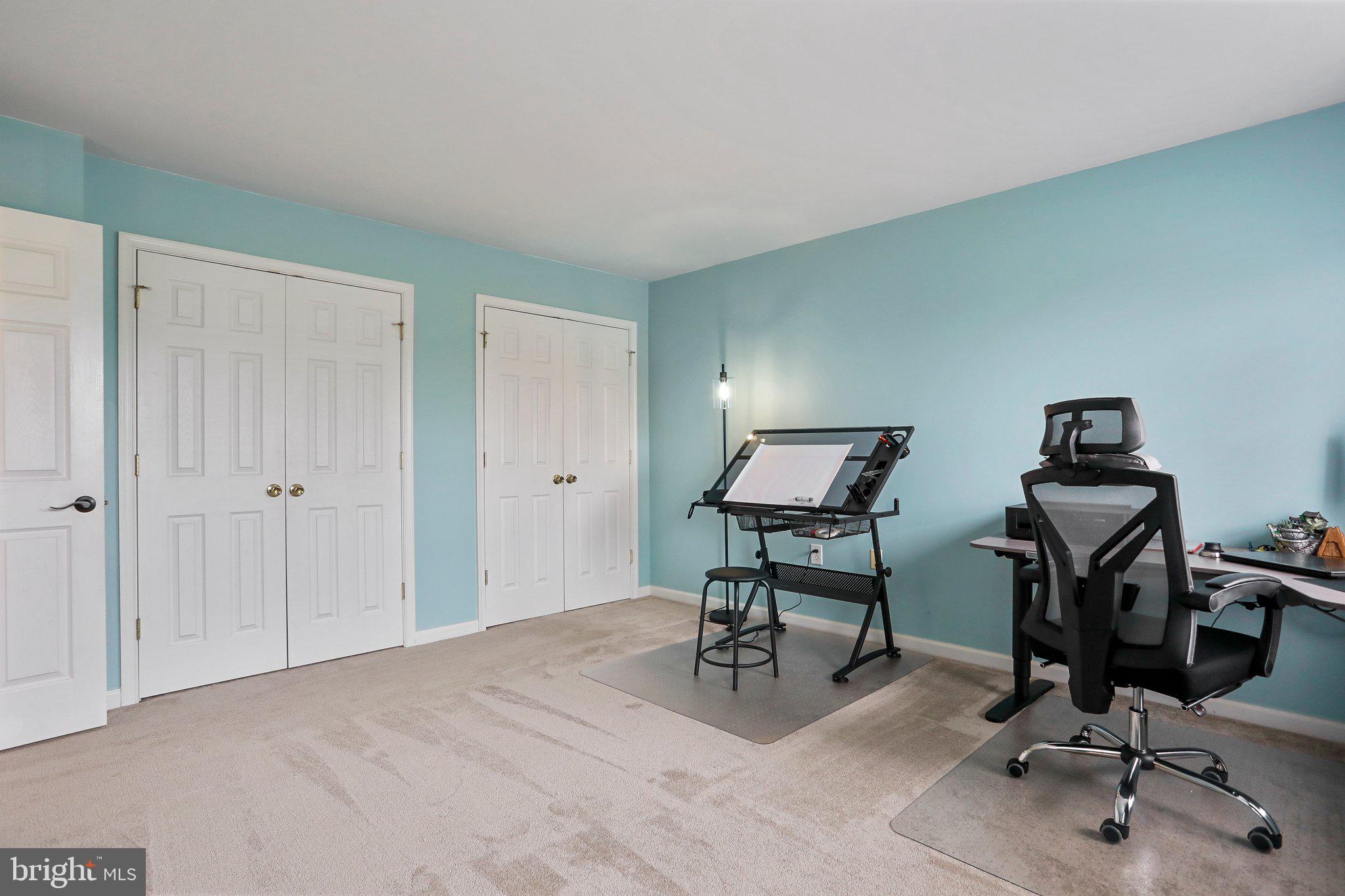 WILLOW SPRINGS ACRES - Residential