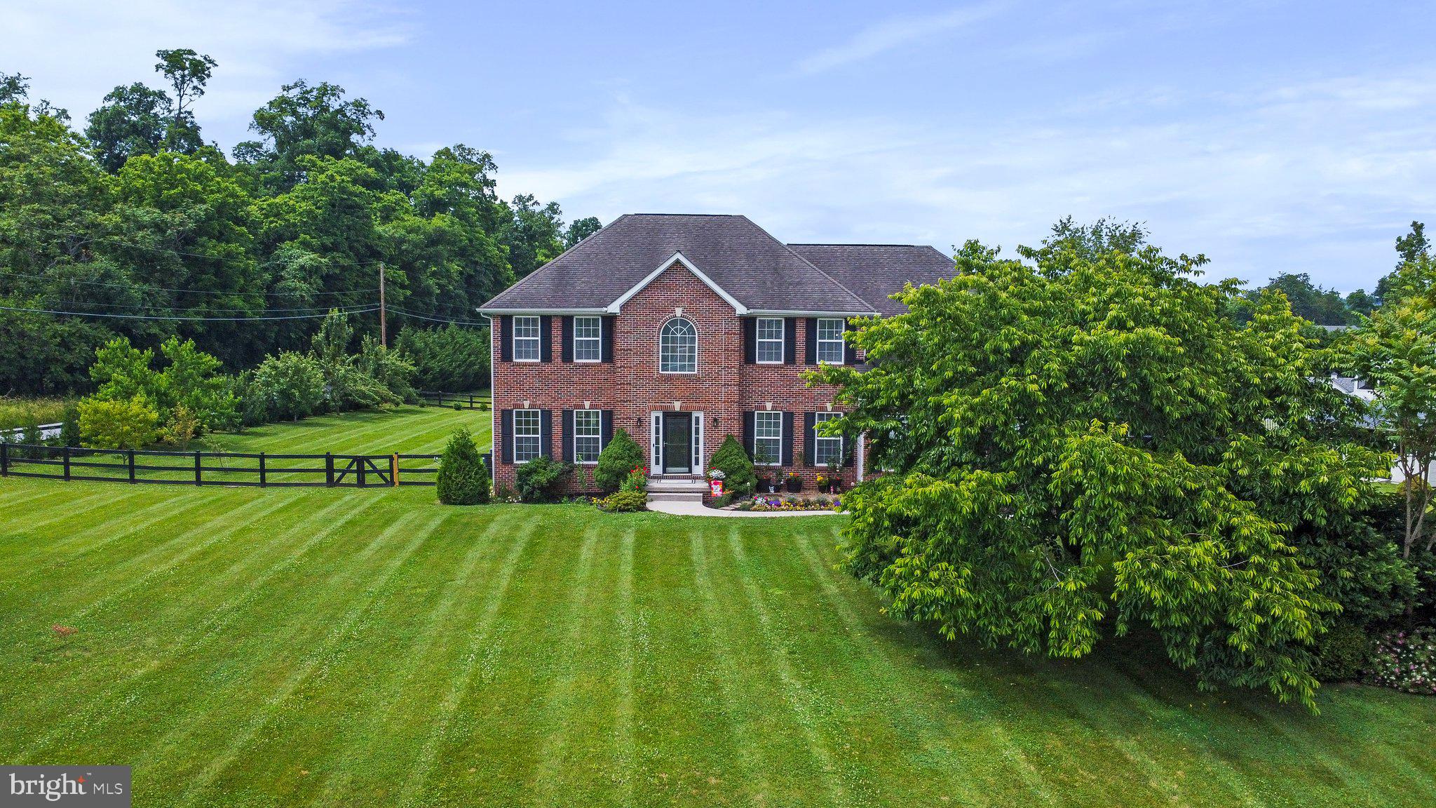 WILLOW SPRINGS ACRES - Residential