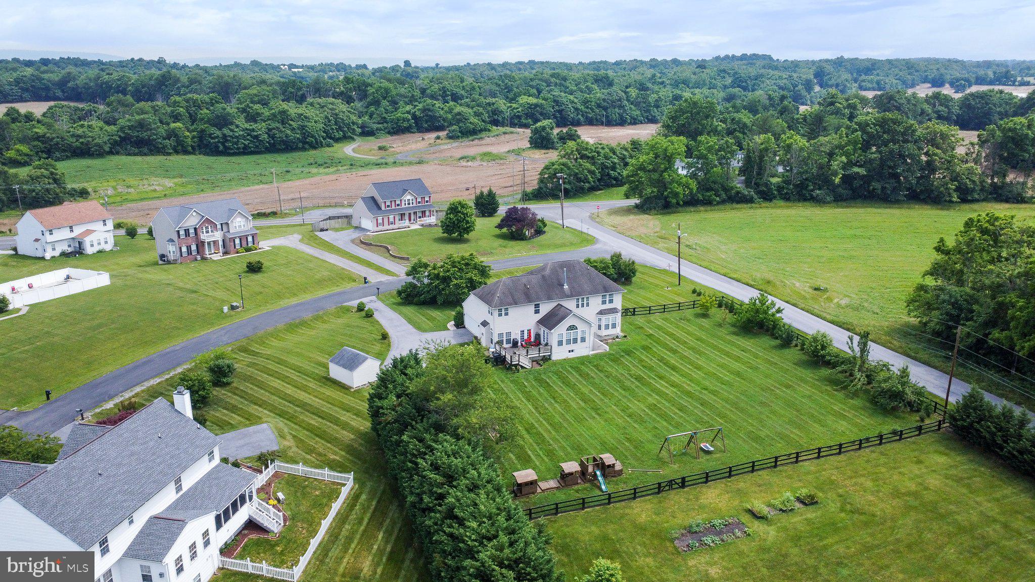 WILLOW SPRINGS ACRES - Residential