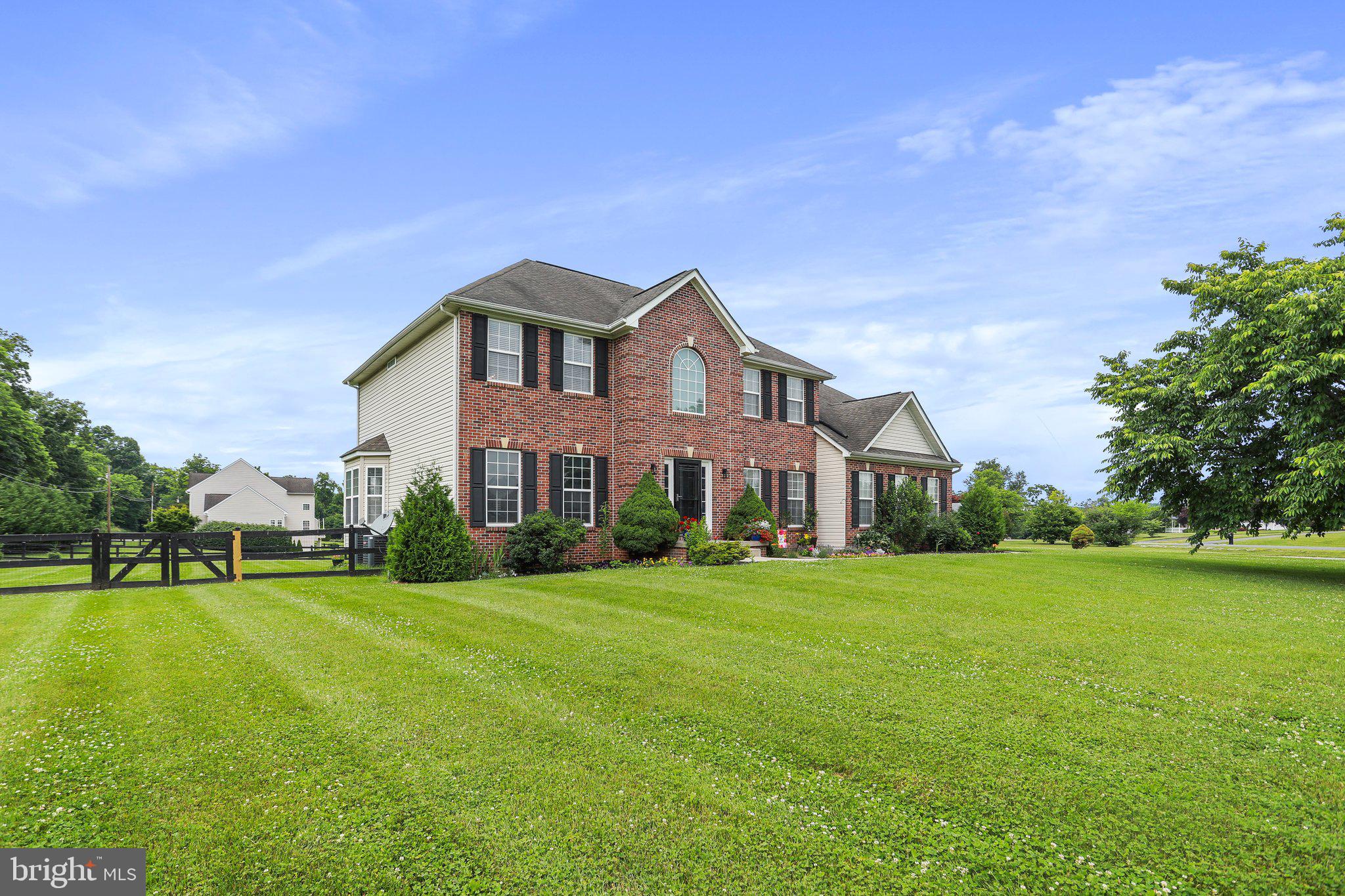 WILLOW SPRINGS ACRES - Residential