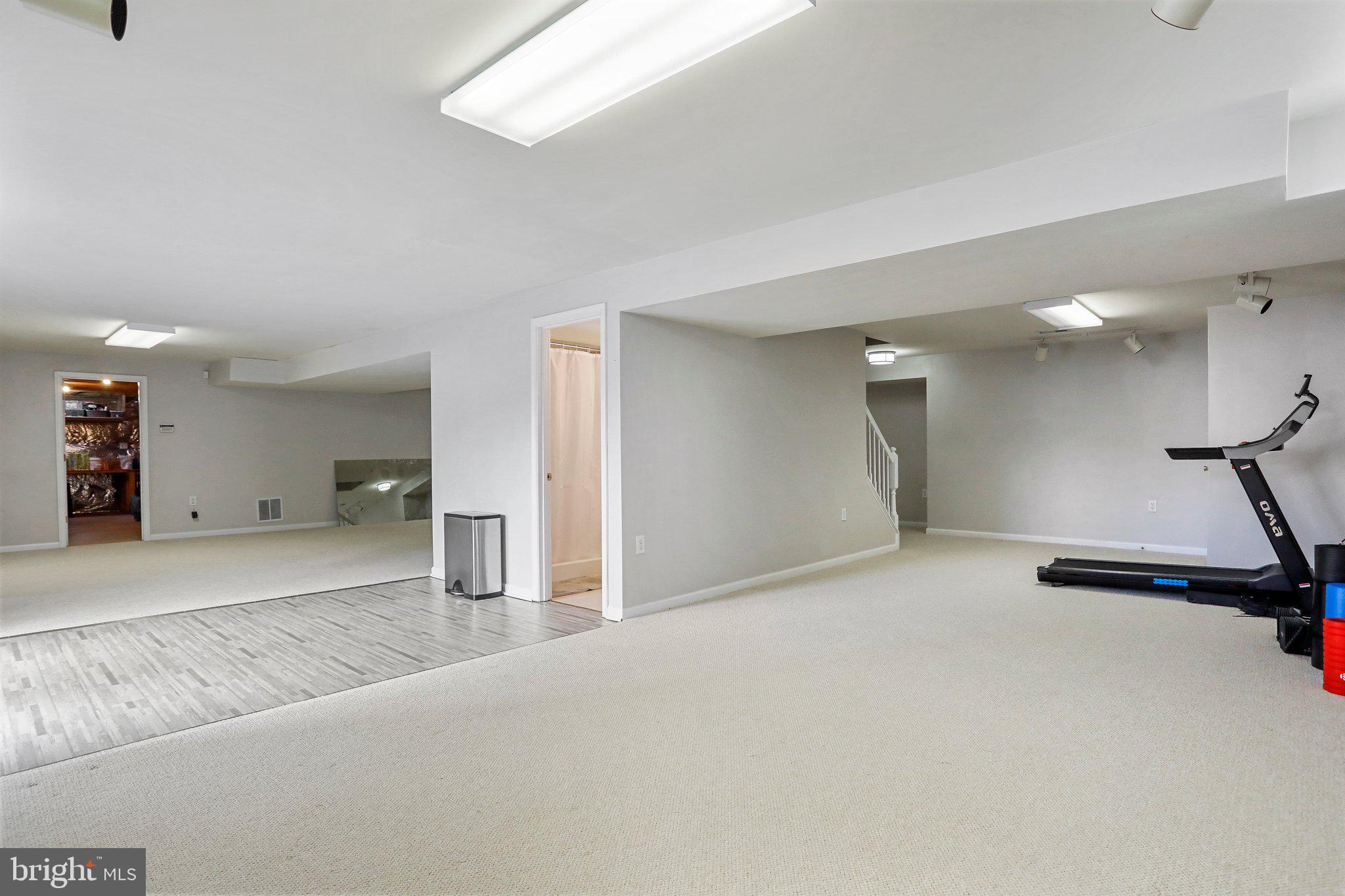 WILLOW SPRINGS ACRES - Residential