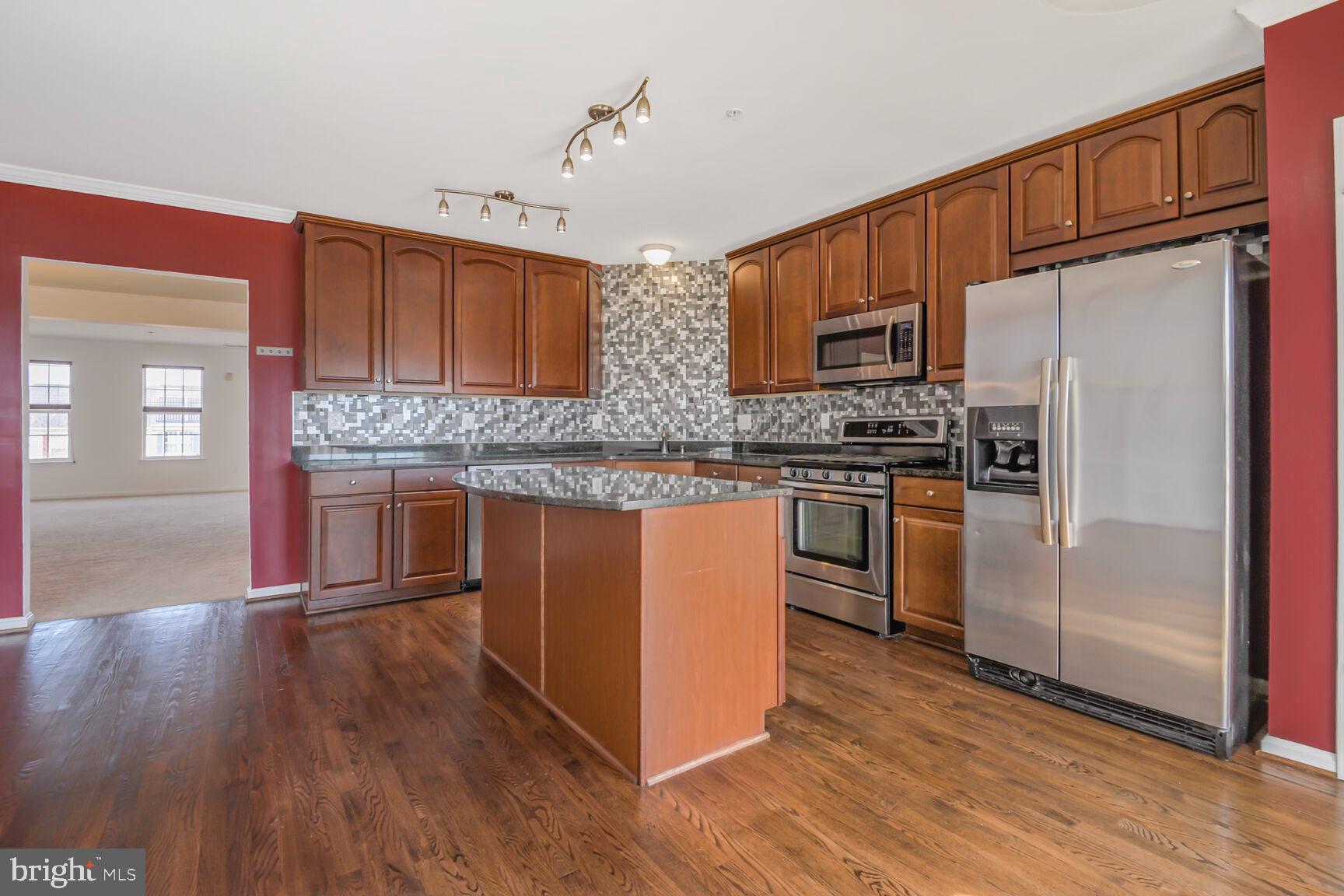 ARORA HILLS - Residential Lease