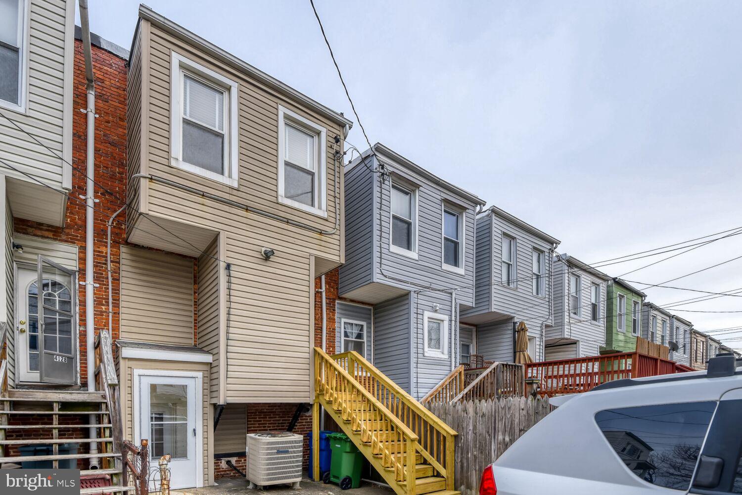 HAMPDEN HISTORIC DISTRICT - Residential