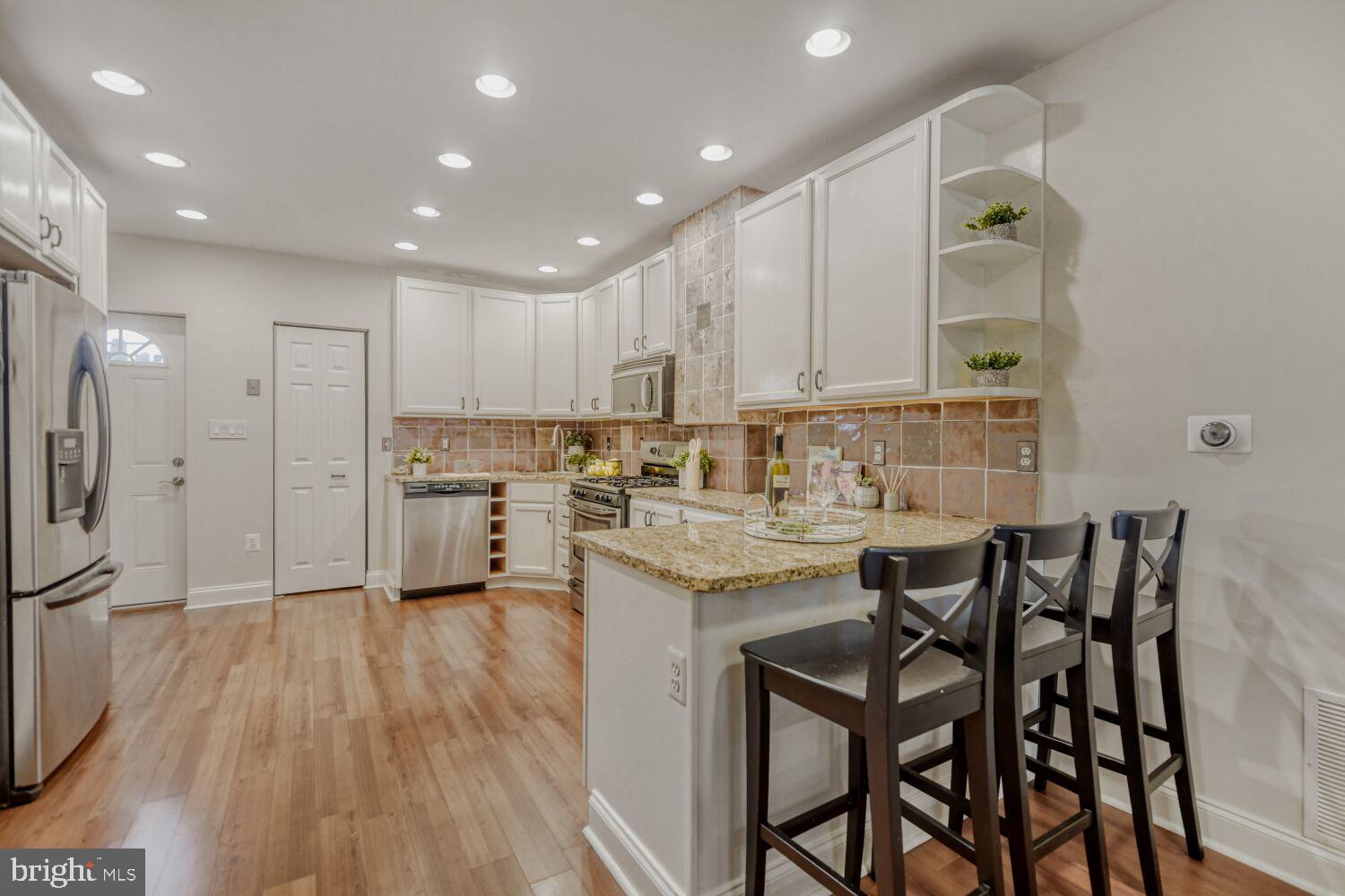 HAMPDEN HISTORIC DISTRICT - Residential