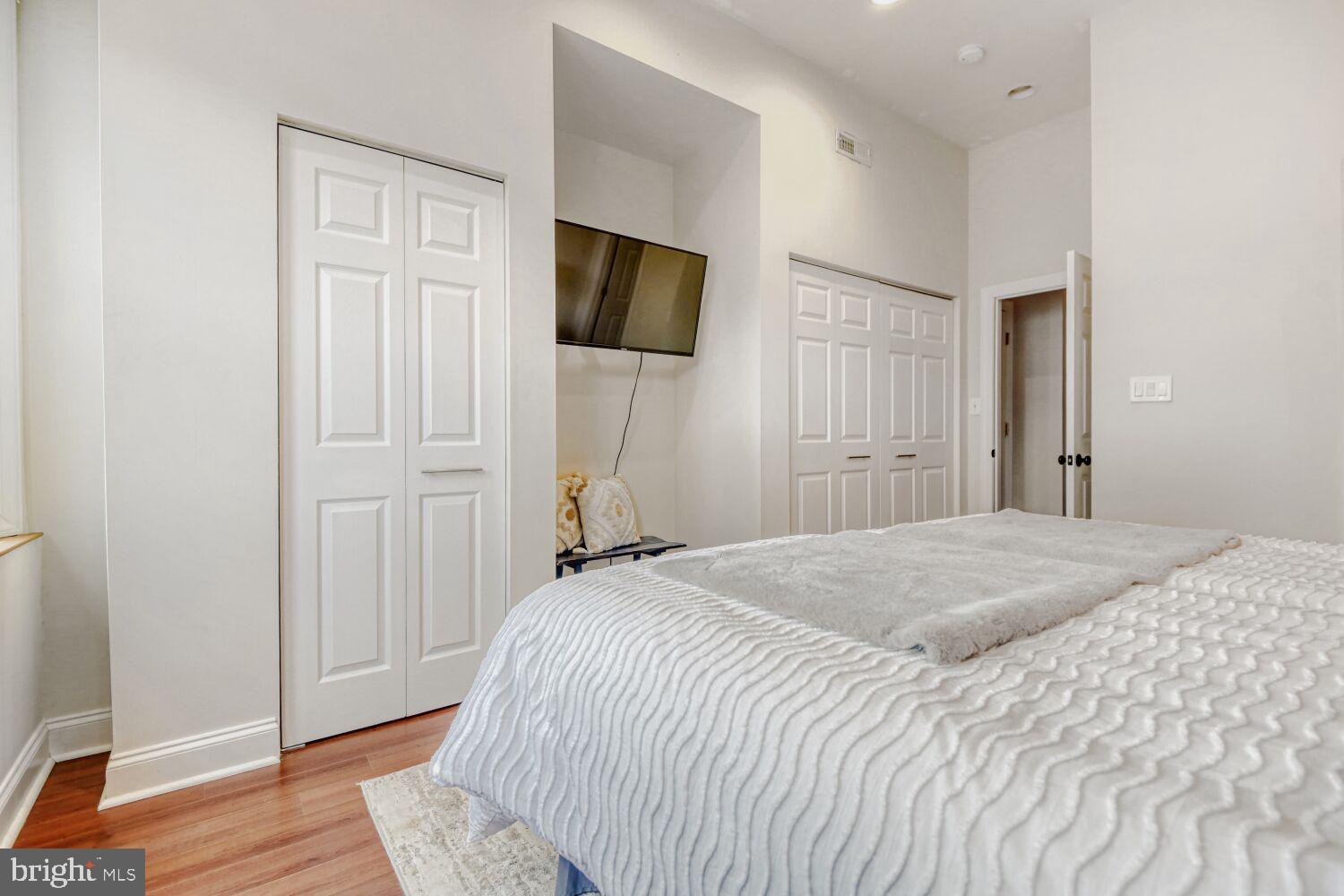 HAMPDEN HISTORIC DISTRICT - Residential