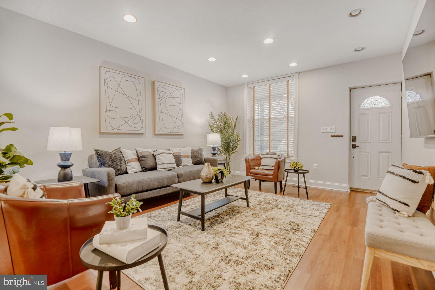 HAMPDEN HISTORIC DISTRICT - Residential