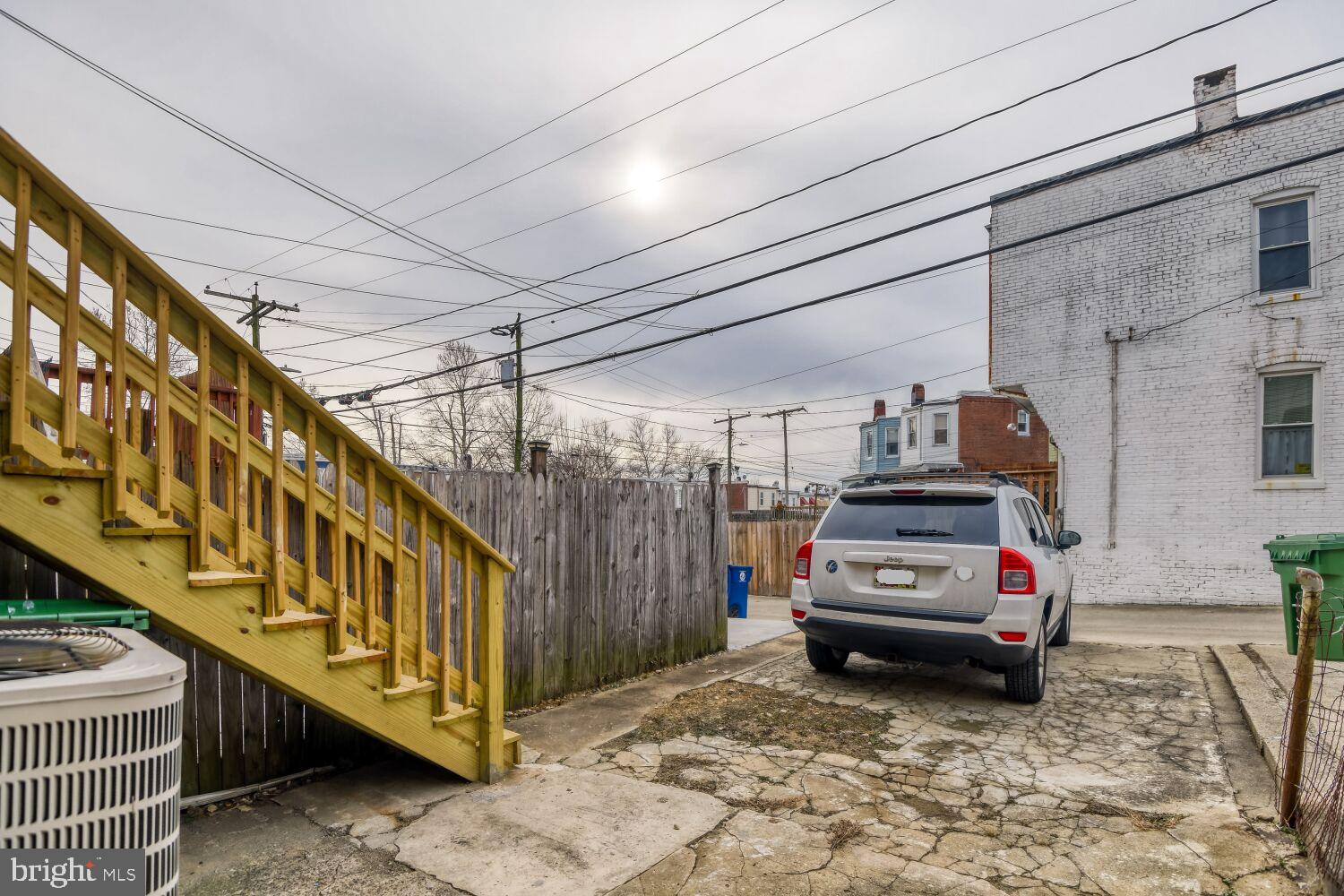 HAMPDEN HISTORIC DISTRICT - Residential