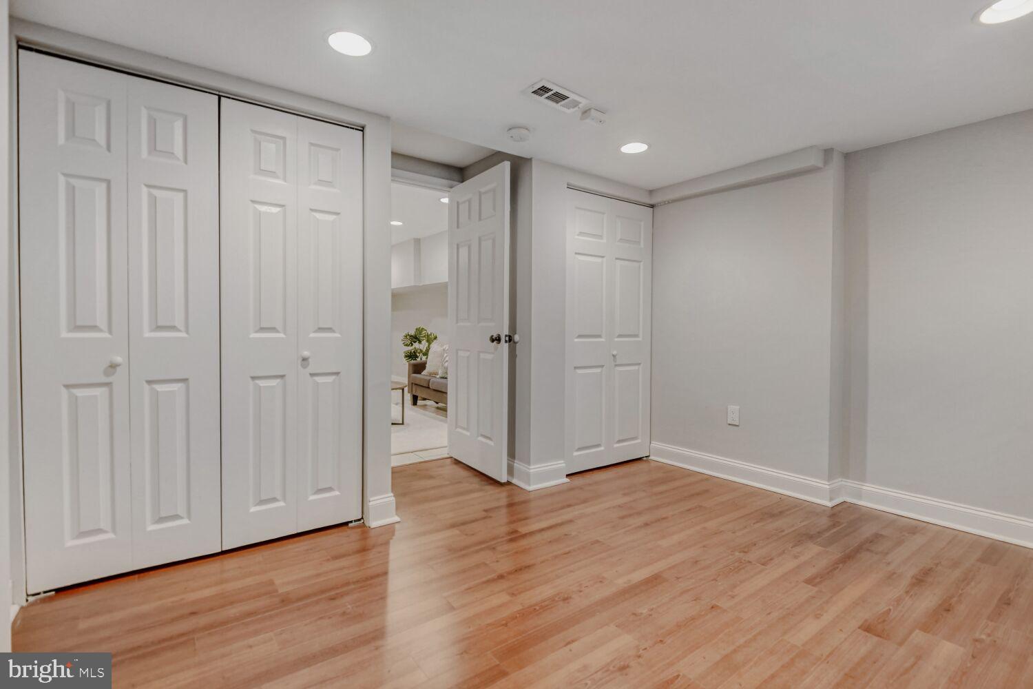 HAMPDEN HISTORIC DISTRICT - Residential