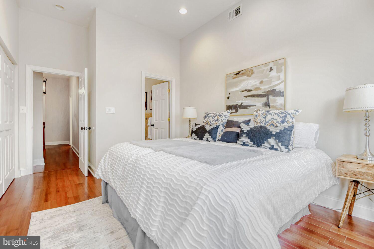 HAMPDEN HISTORIC DISTRICT - Residential