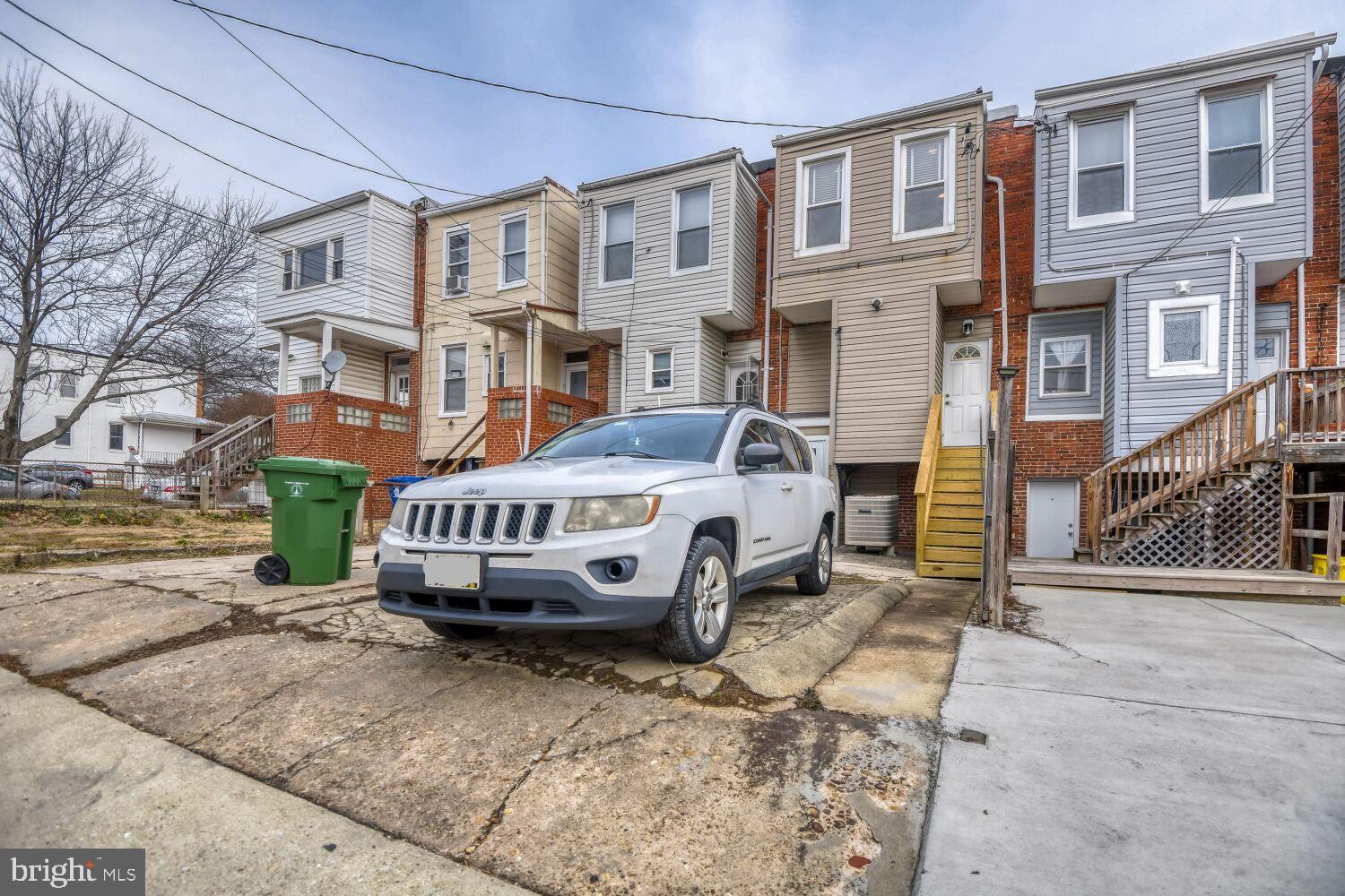 HAMPDEN HISTORIC DISTRICT - Residential