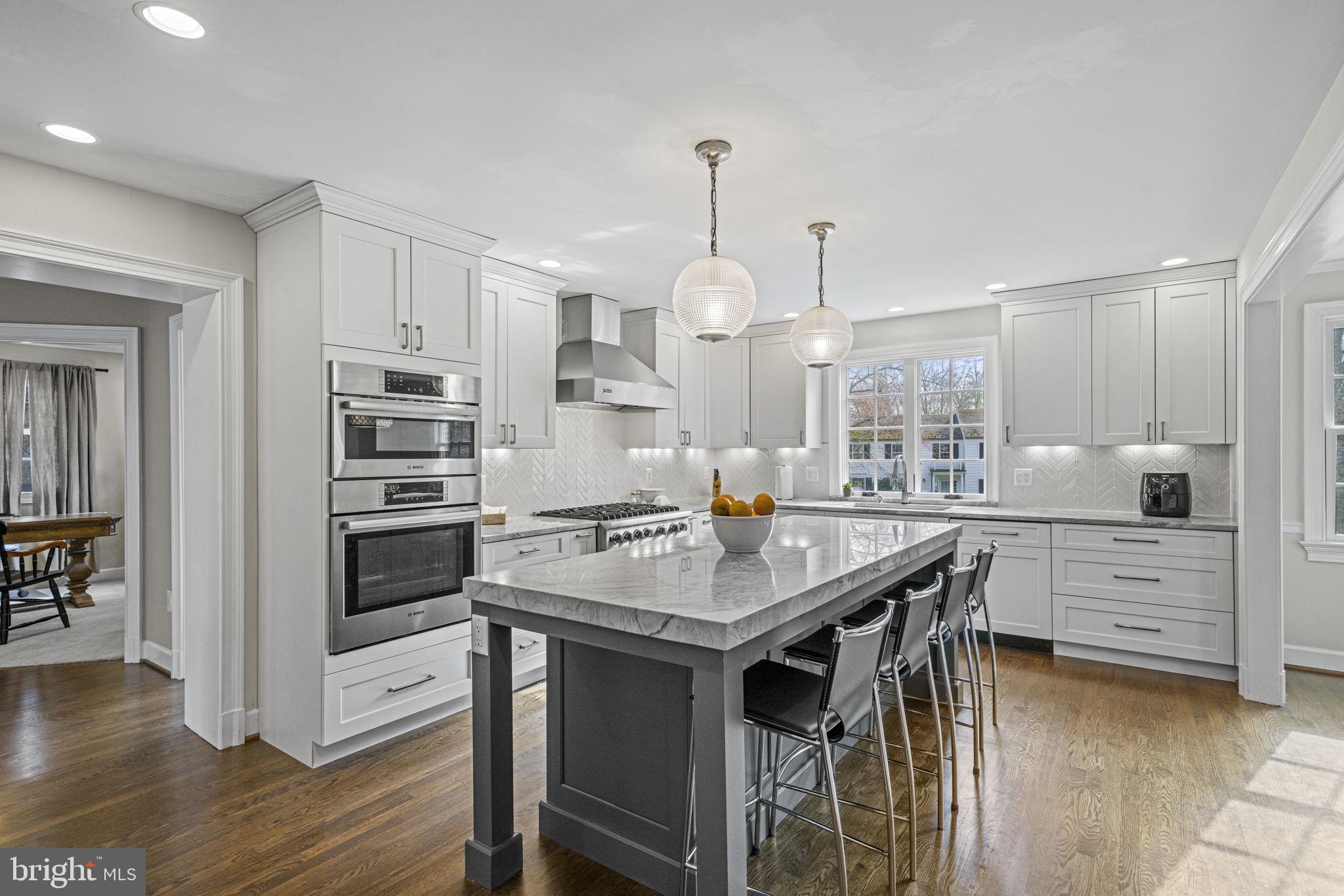 RIVER FALLS - Residential