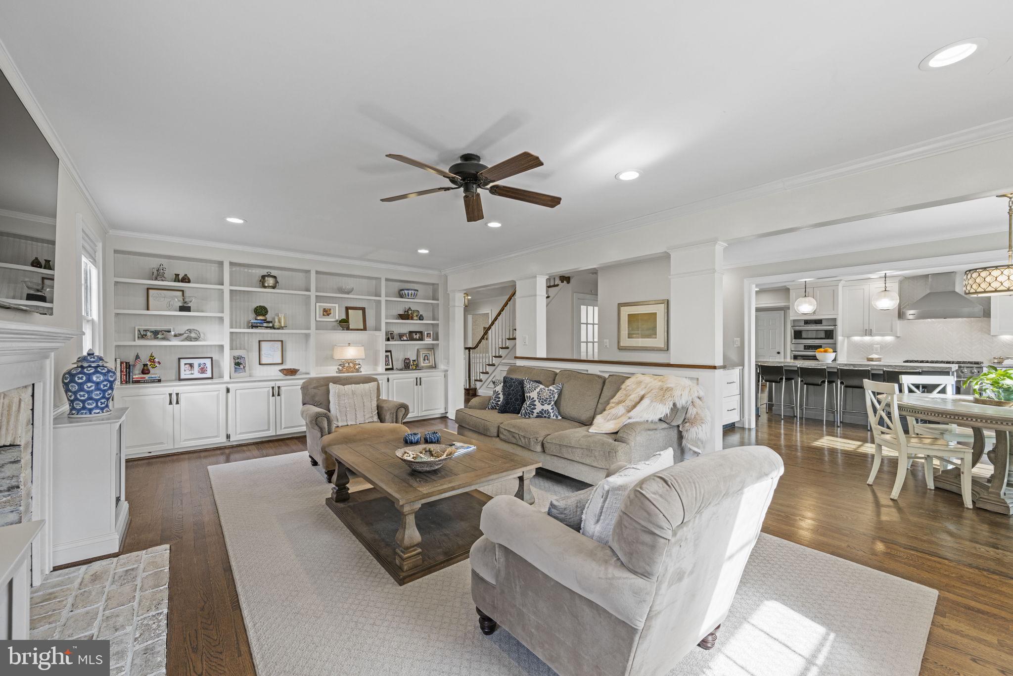 RIVER FALLS - Residential