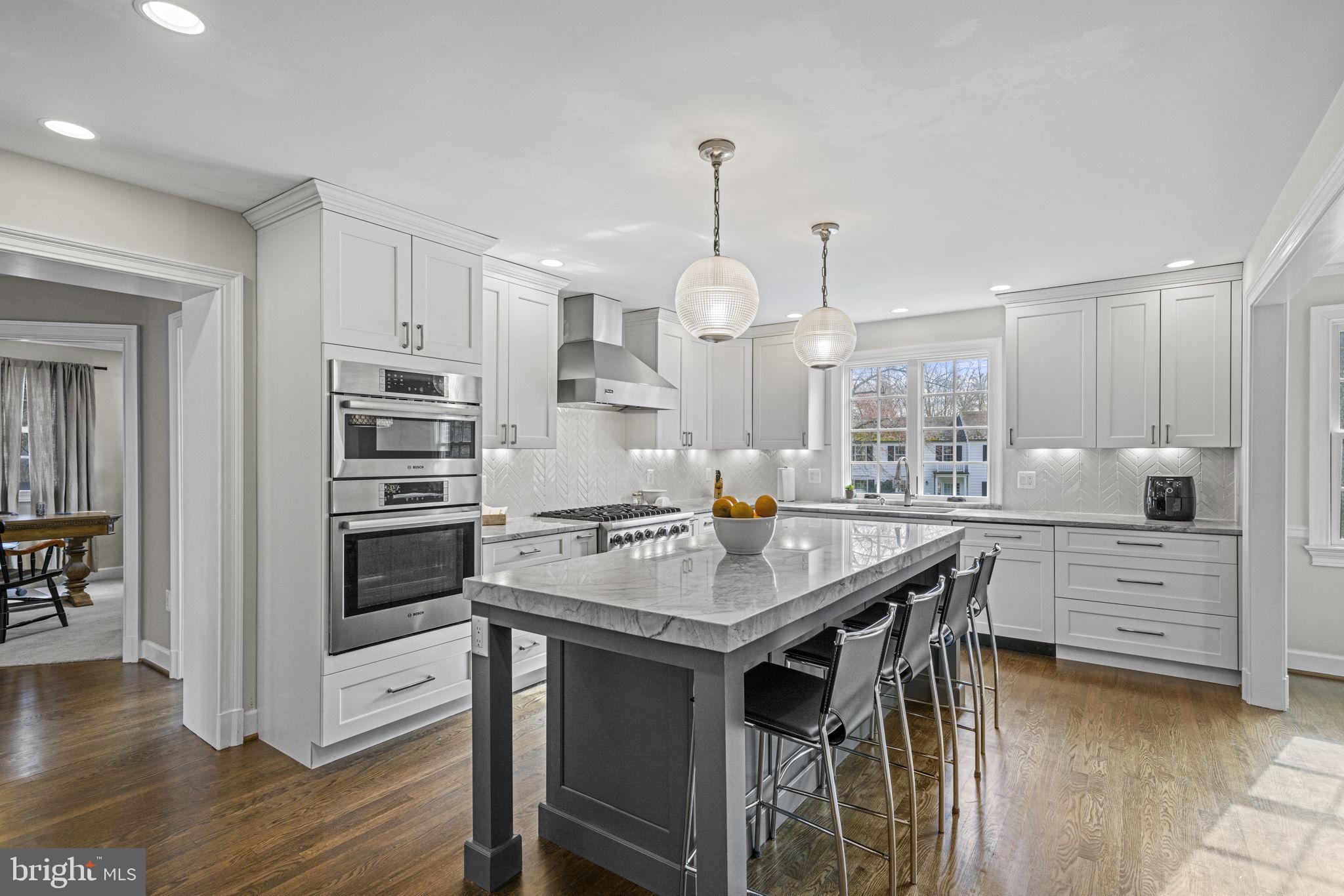 RIVER FALLS - Residential