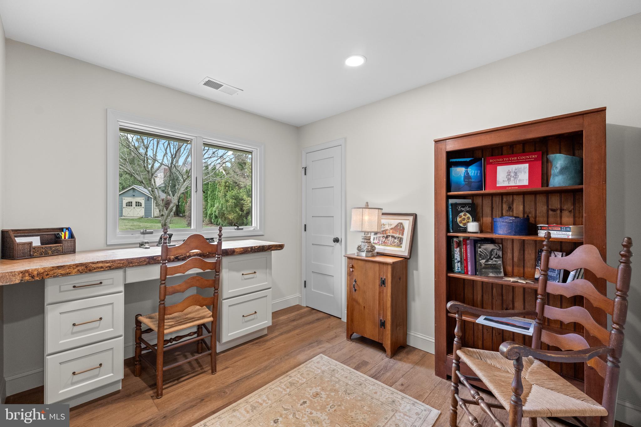 CENTREVILLE - Residential