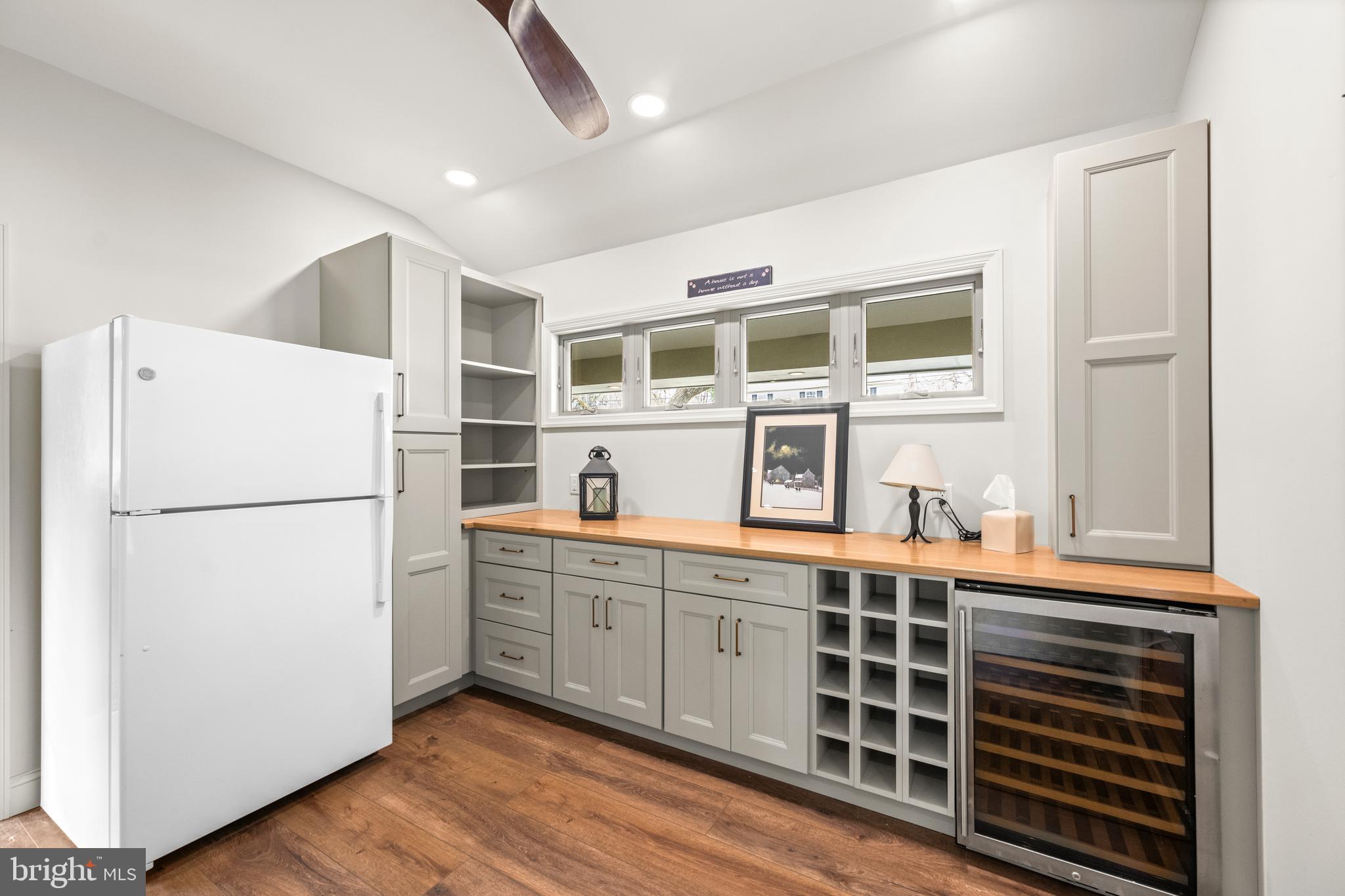 CENTREVILLE - Residential