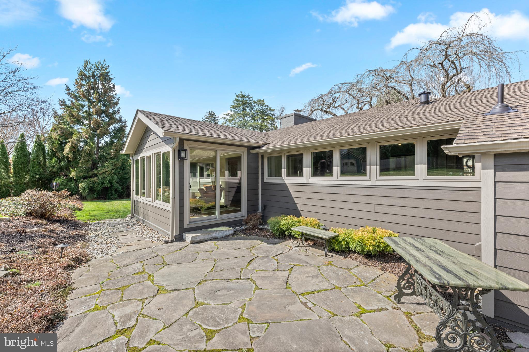 CENTREVILLE - Residential