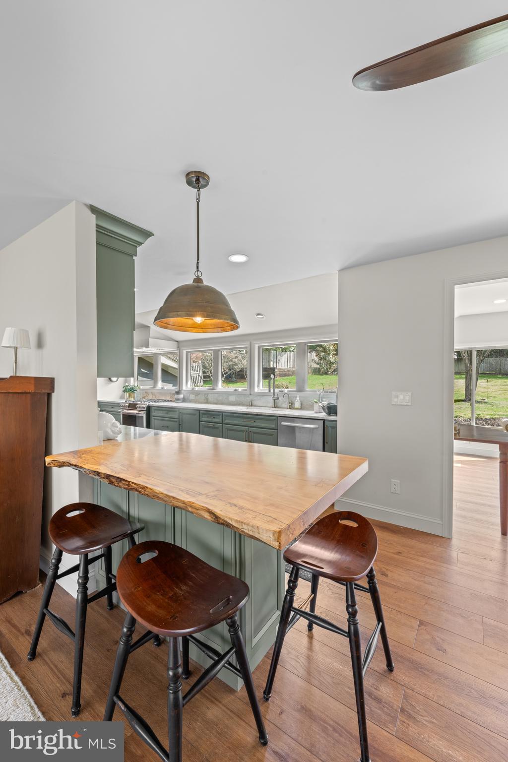 CENTREVILLE - Residential