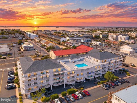 Condo For Sale - 12101 Assawoman Drive #410<br/> OCEAN CITY, MD 21842