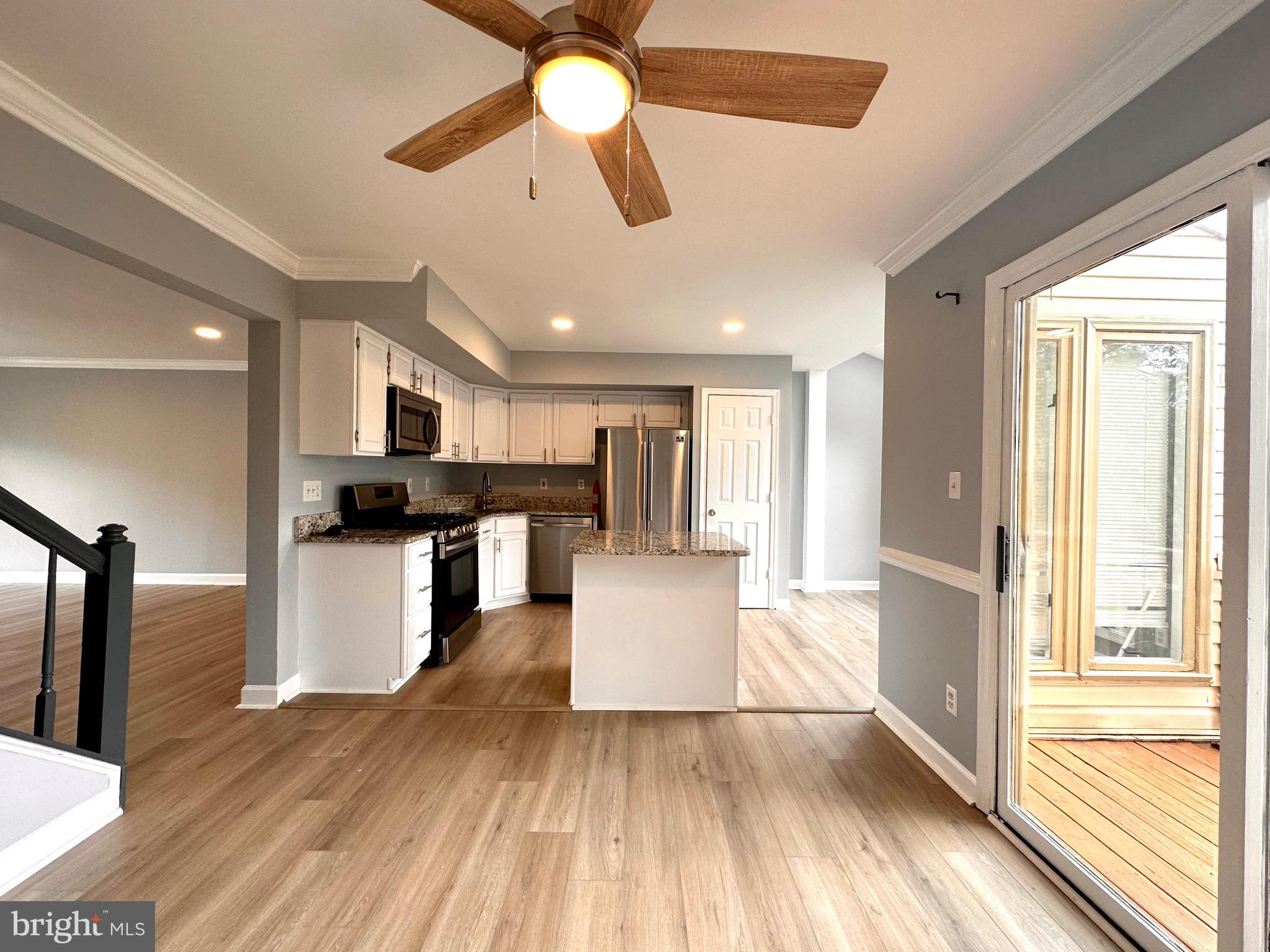 ASHBURN FARM - Residential Lease