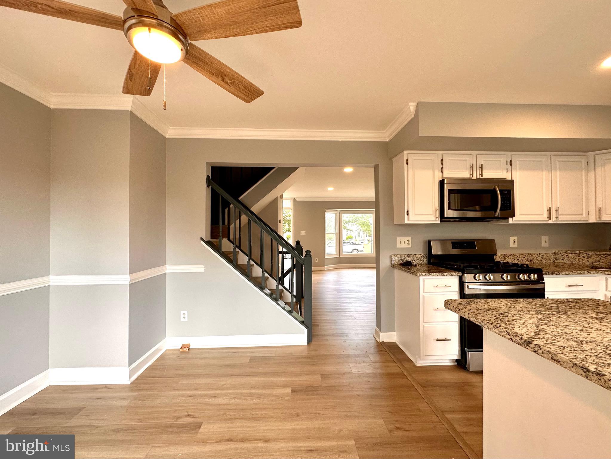 ASHBURN FARM - Residential Lease