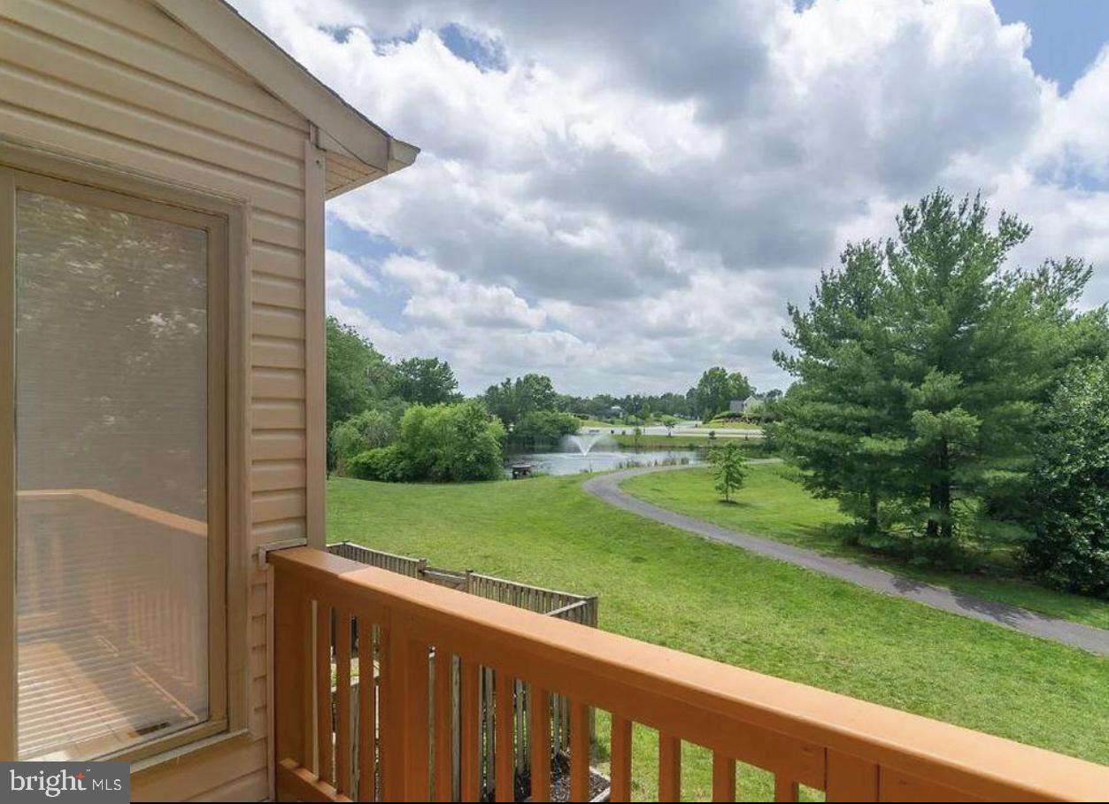 ASHBURN FARM - Residential Lease