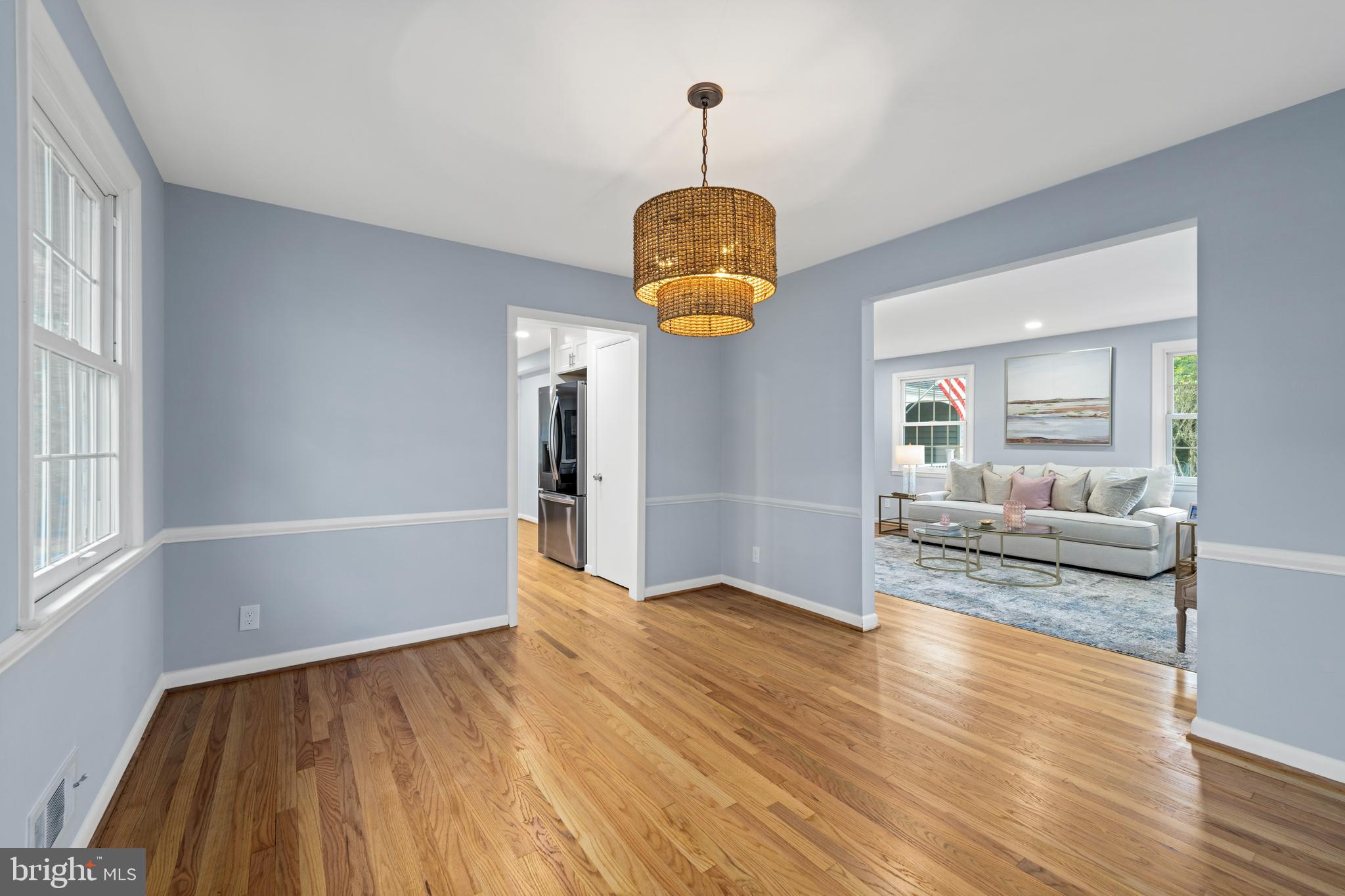 VILLAGE GREEN - Residential