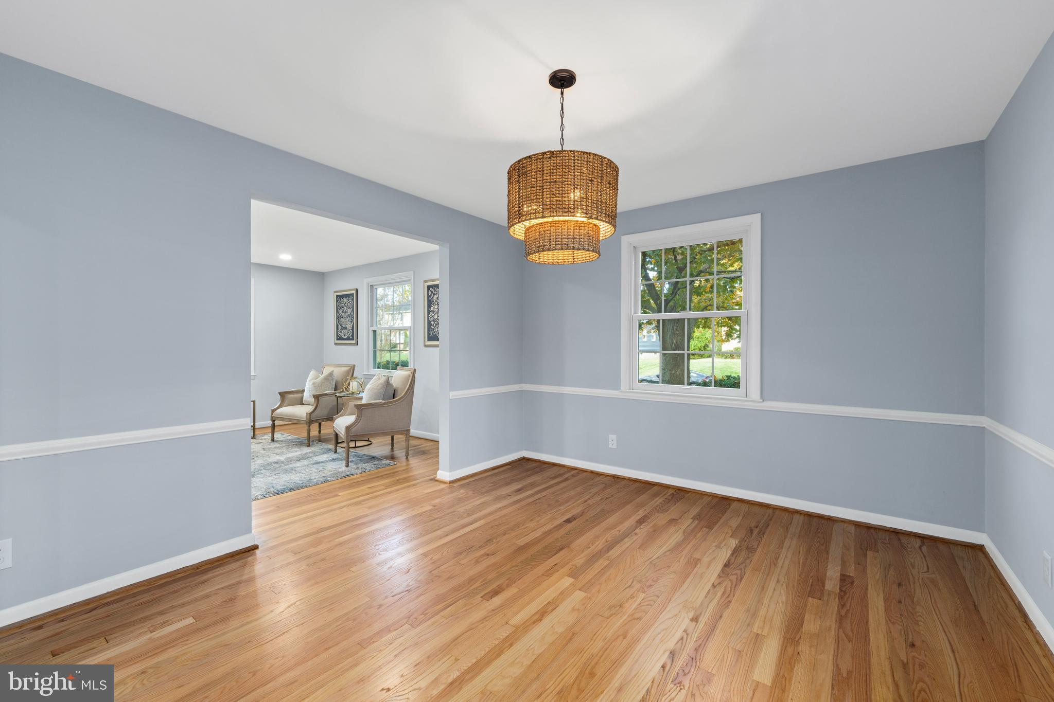 VILLAGE GREEN - Residential