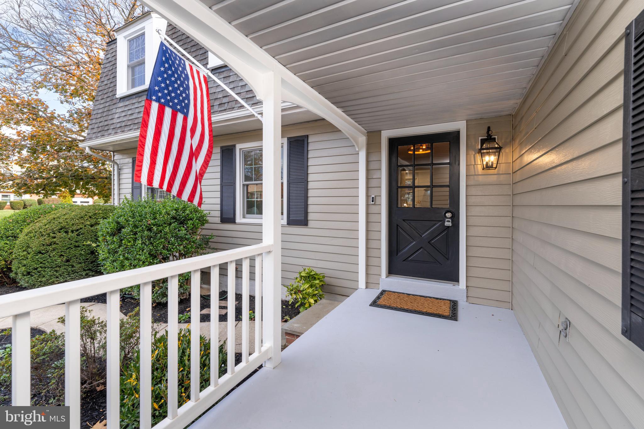 VILLAGE GREEN - Residential