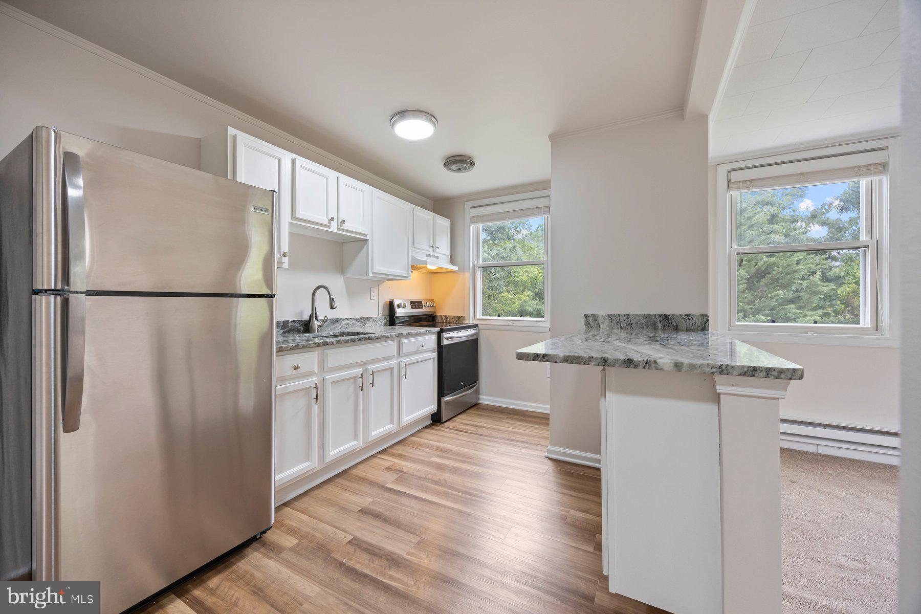 8 LAUREL HILL ROAD A