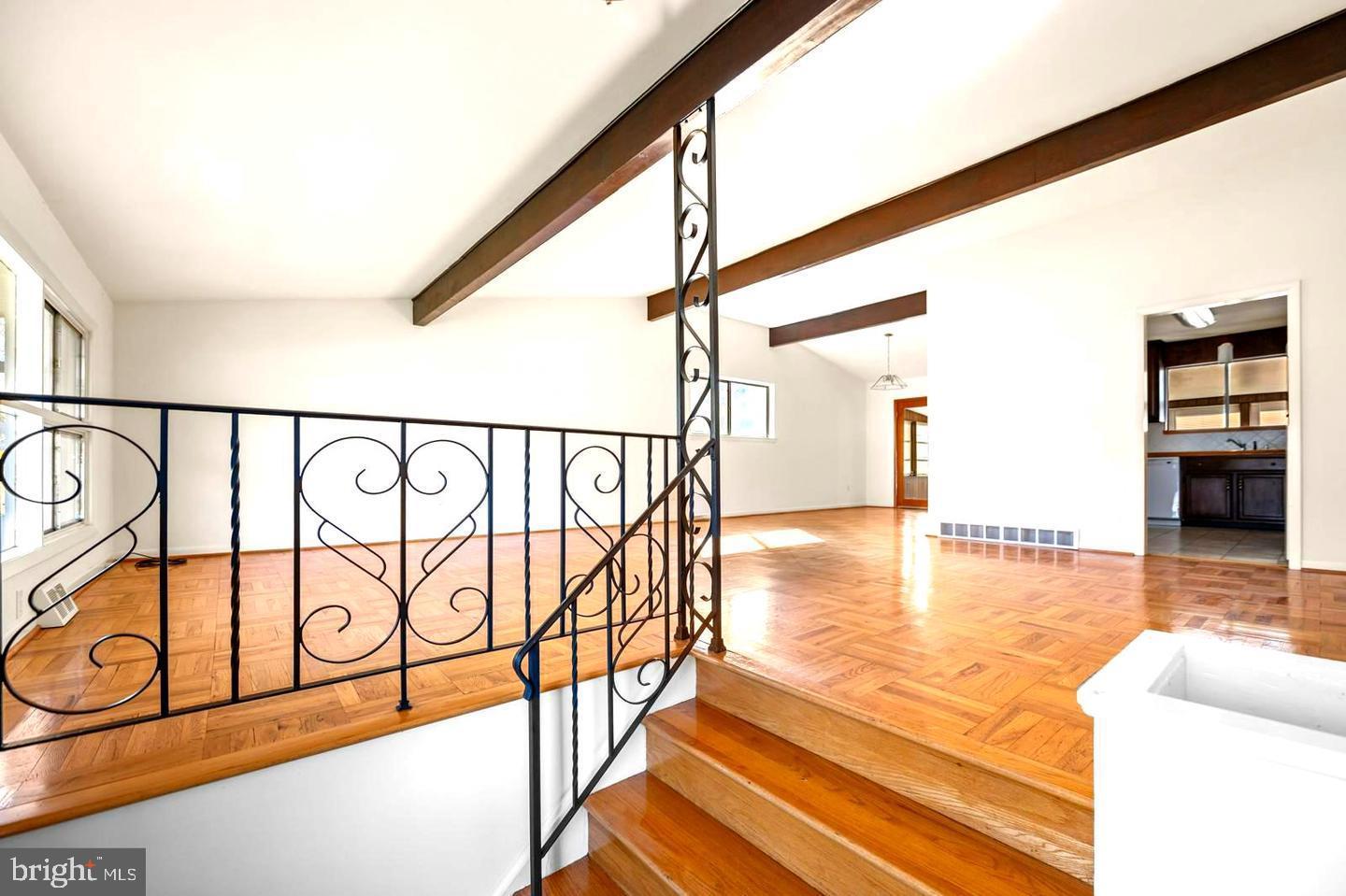 BELMONT HILLS - Residential