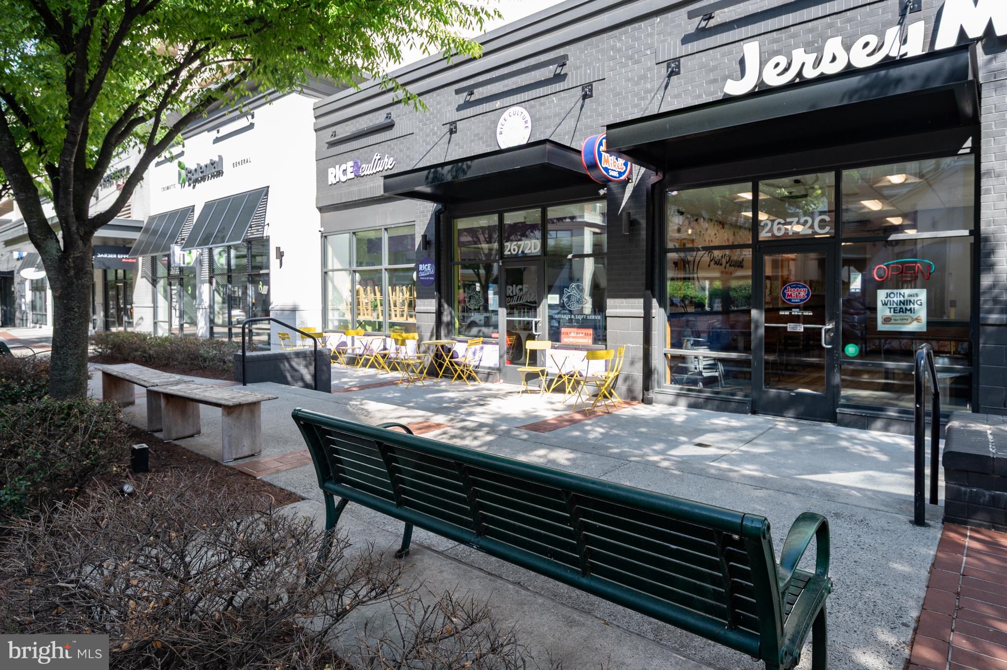 WESTBRIAR PLAZA - Residential