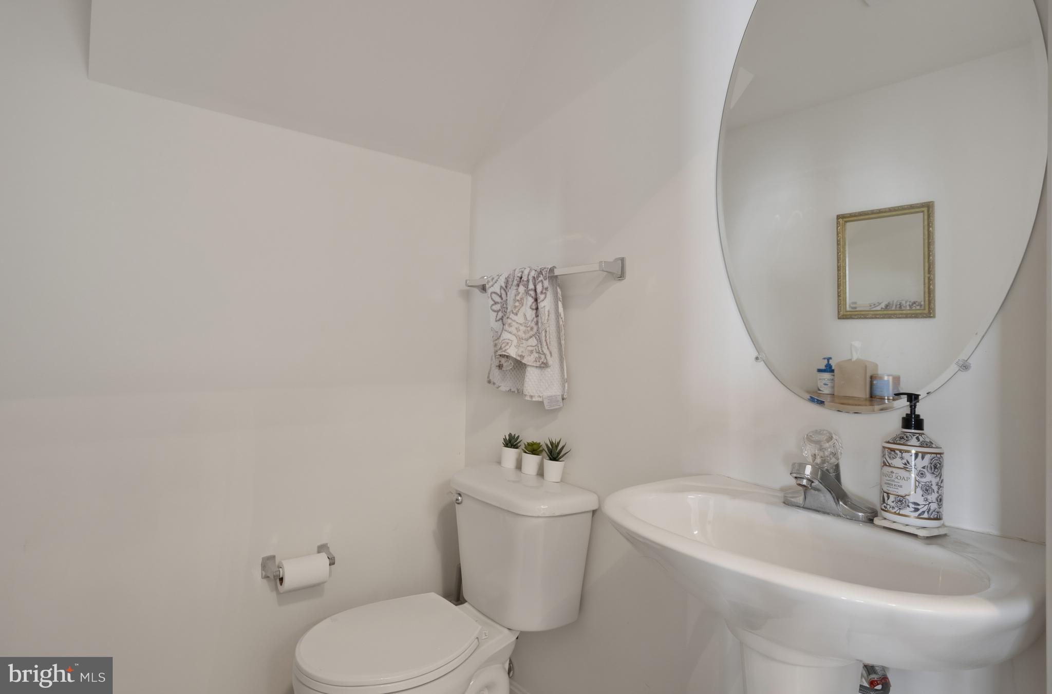 WESTBRIAR PLAZA - Residential