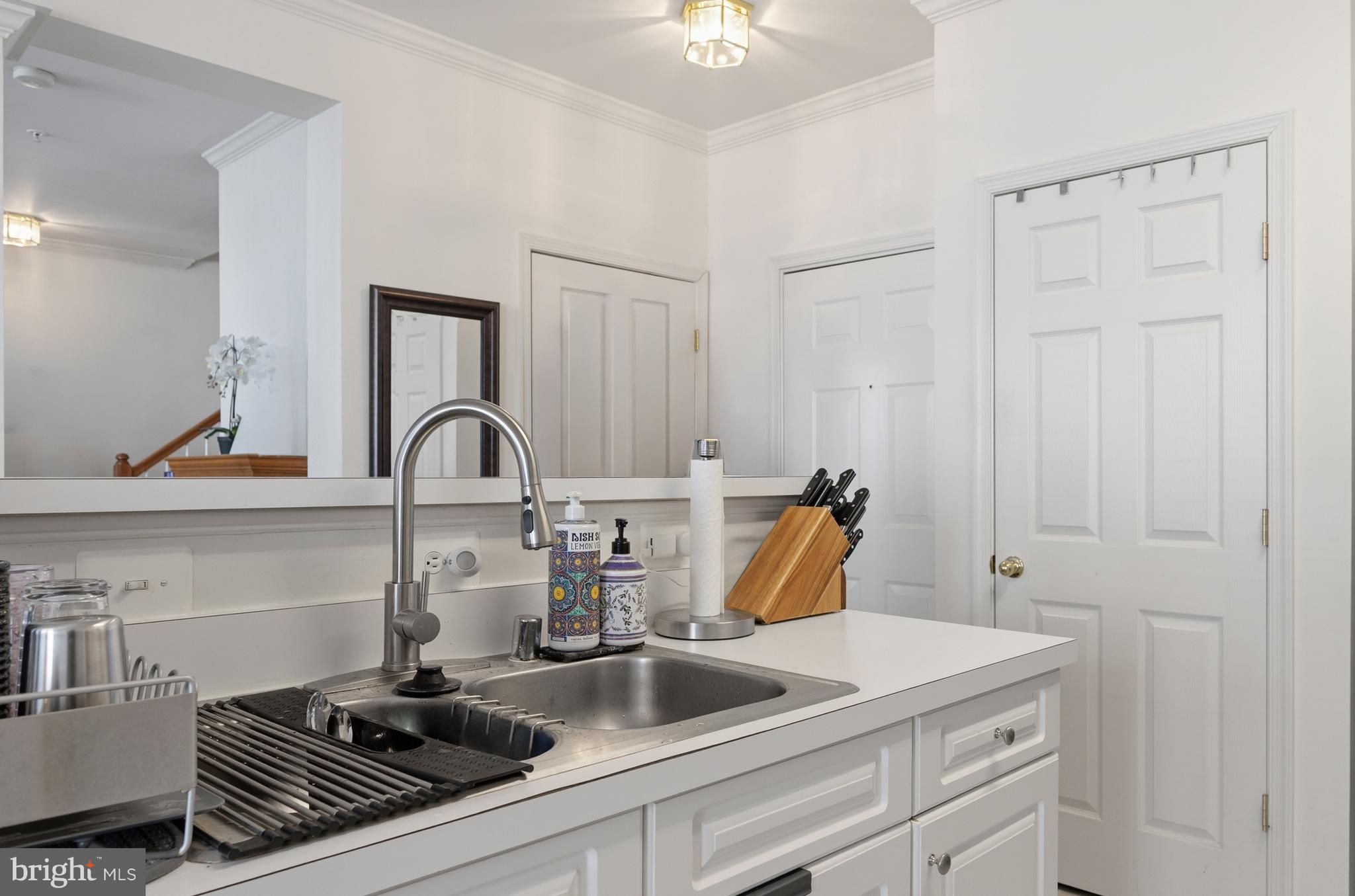 WESTBRIAR PLAZA - Residential