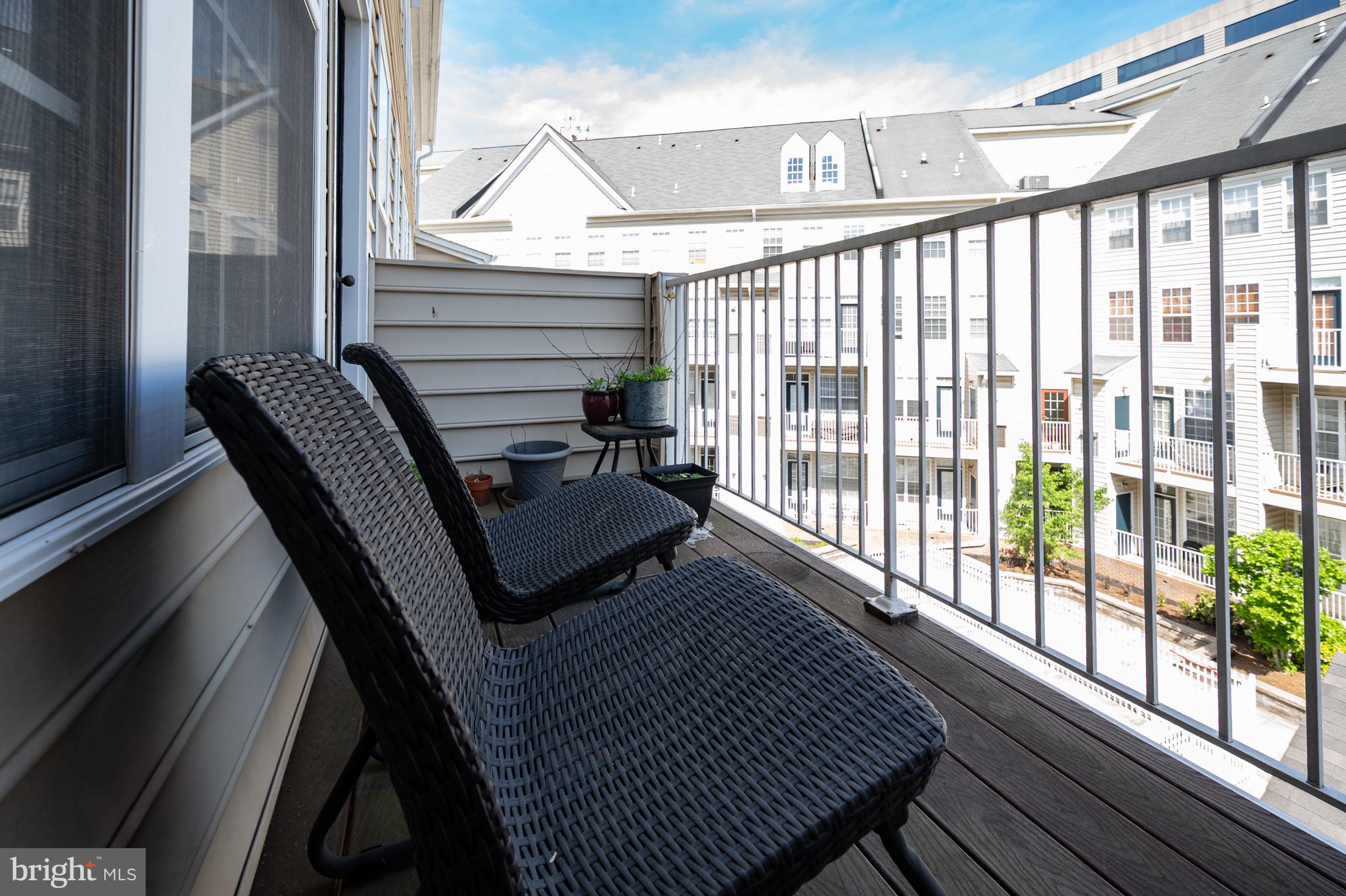 WESTBRIAR PLAZA - Residential