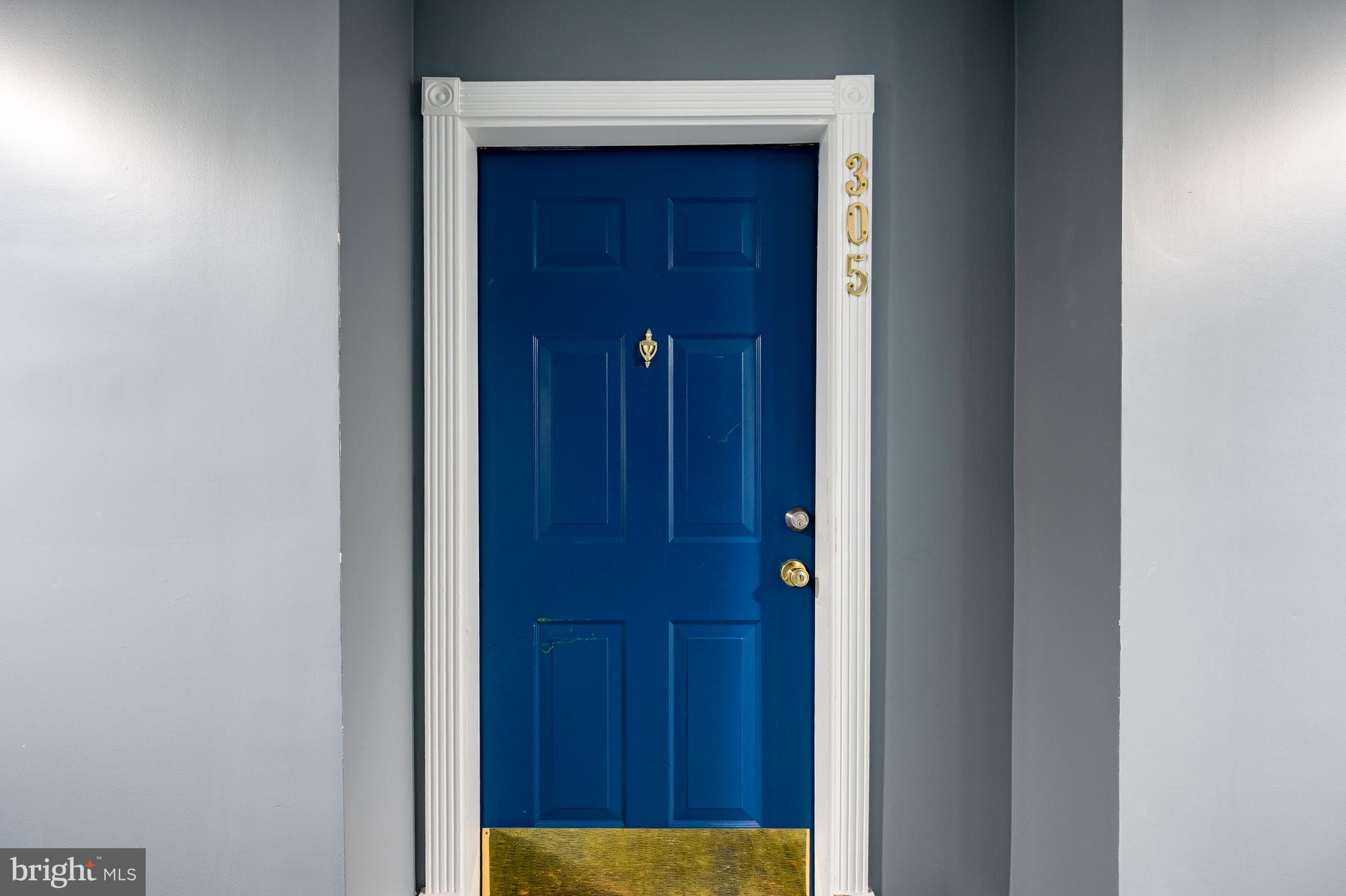 WESTBRIAR PLAZA - Residential