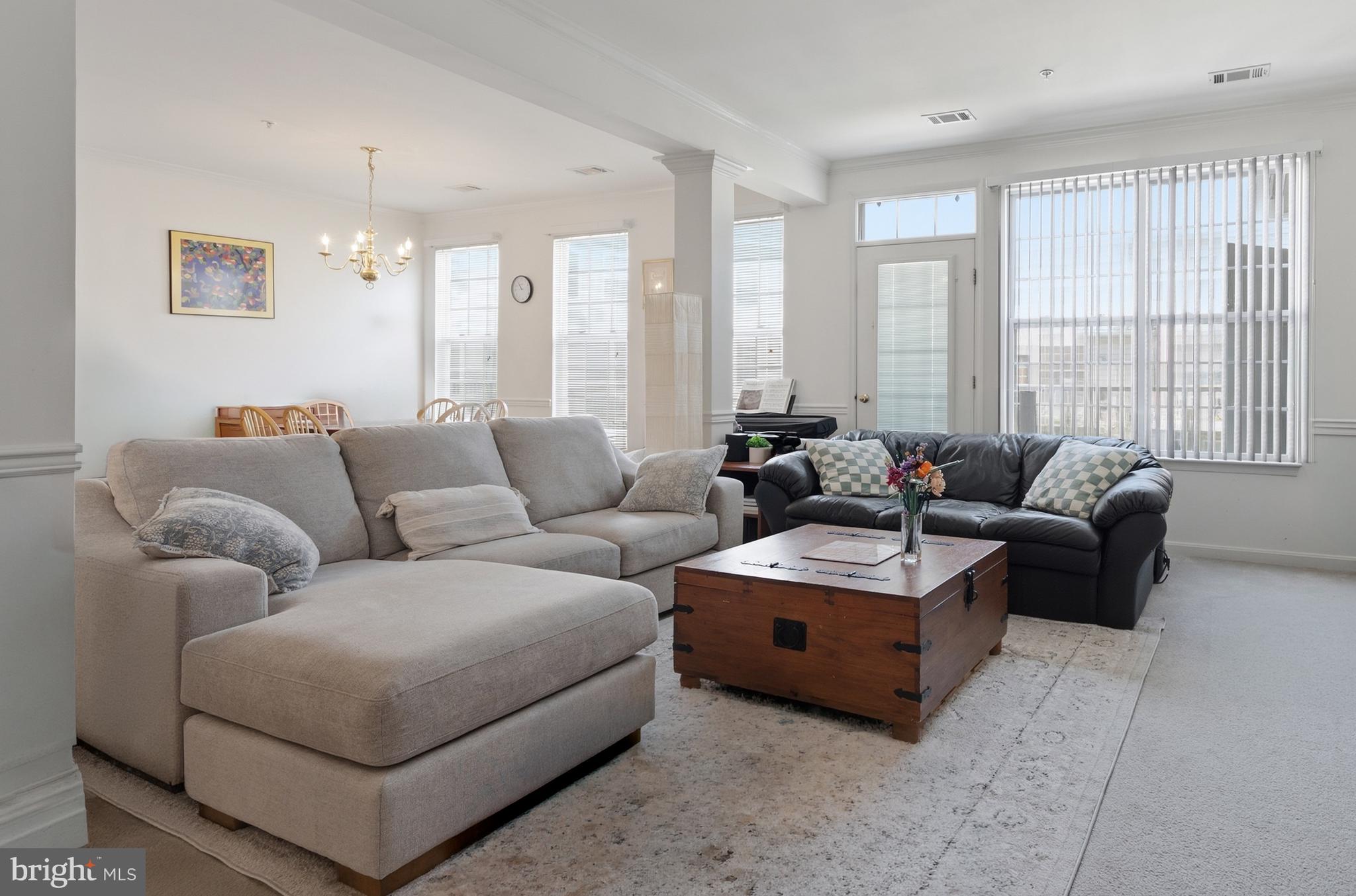 WESTBRIAR PLAZA - Residential