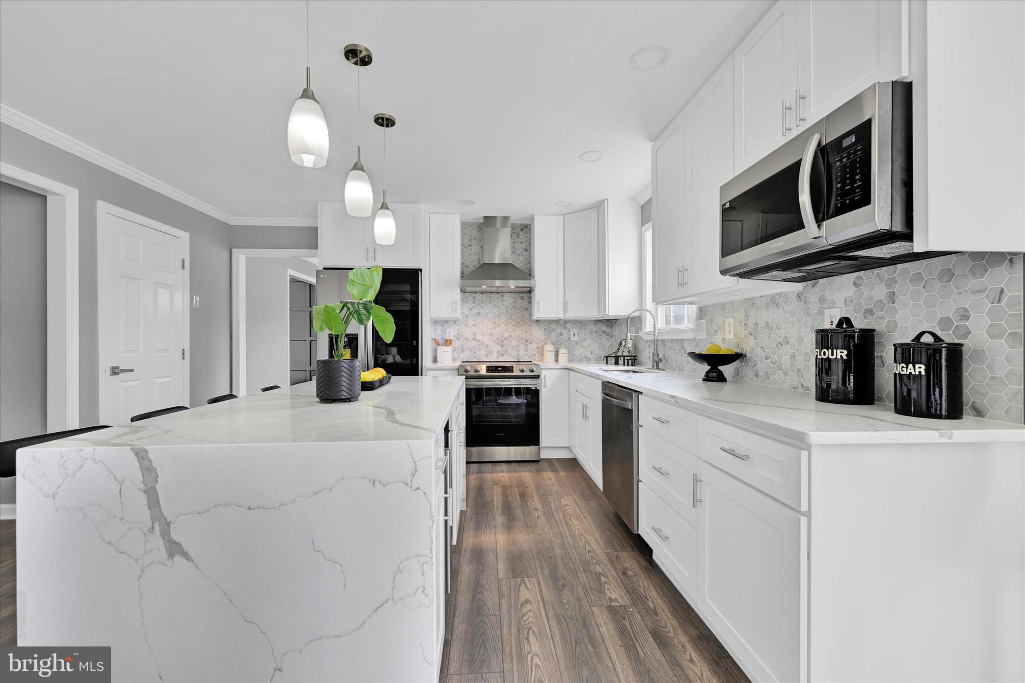 EDOLIN FARMS - Residential