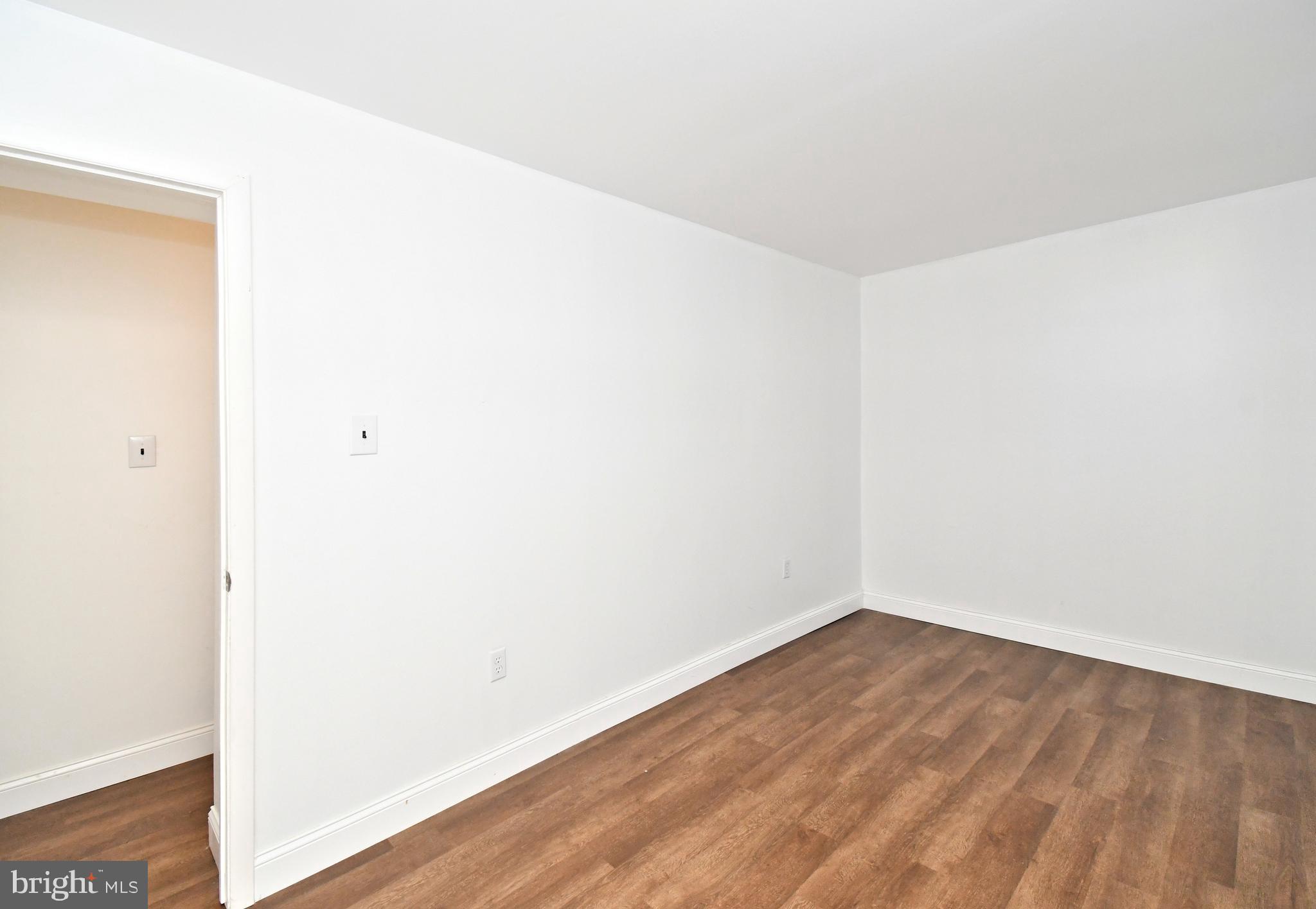 KREWSTOWN - Residential Lease