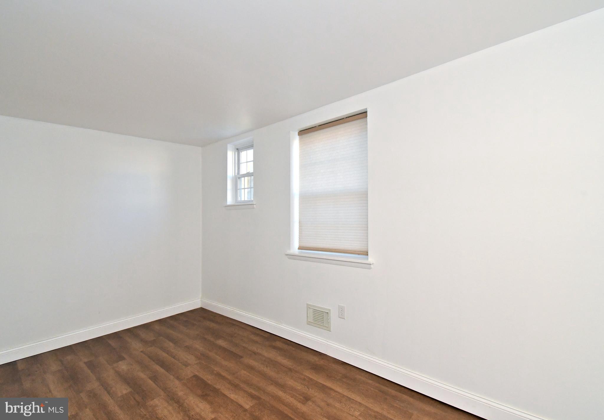 KREWSTOWN - Residential Lease