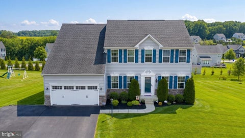 Homes For Sale - 6 Bee Tree Circle<br/> NEW FREEDOM, PA 17349