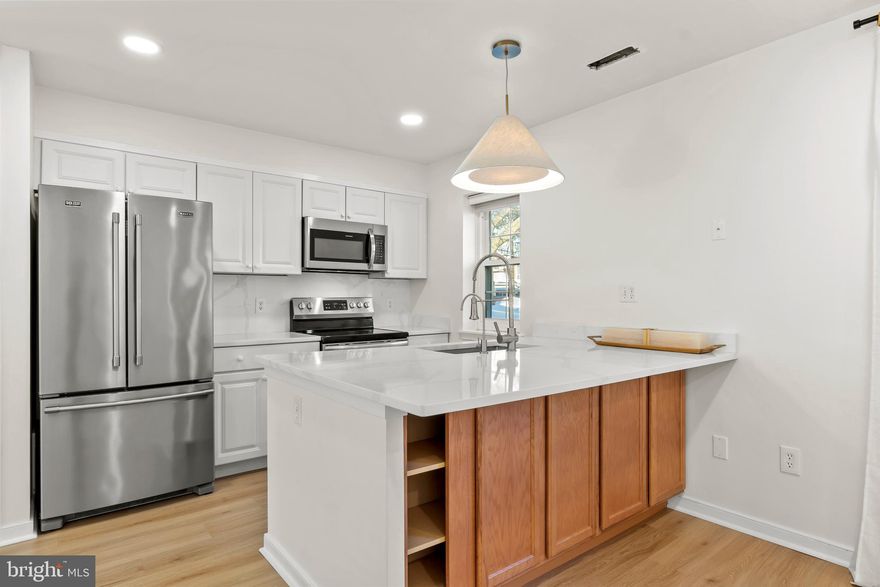 Available now - beautifully updated end-unit townhome in Annapolis. This 2-bedroom, 2.5-bath home offers a private end-unit setting with parking for two vehicles directly outside the front door and a small rear patio ideal for outdoor enjoyment.

Extensive renovations completed in 2023 include a new kitchen, fully updated bathrooms, recessed lighting throughout, new light fixtures, and new flooring. The primary bathroom was completely renovated, providing a modern, spa-like feel. Every space has been thoughtfully refreshed for a clean, move-in-ready experience.

Ideally located less than one mile from Port Annapolis Marina and the Annapolis Sailing School, and under five miles to Eastport and Downtown Annapolis, offering convenient access to waterfront dining, shopping, and commuter routes.

Pets considered on a case-by-case basis.