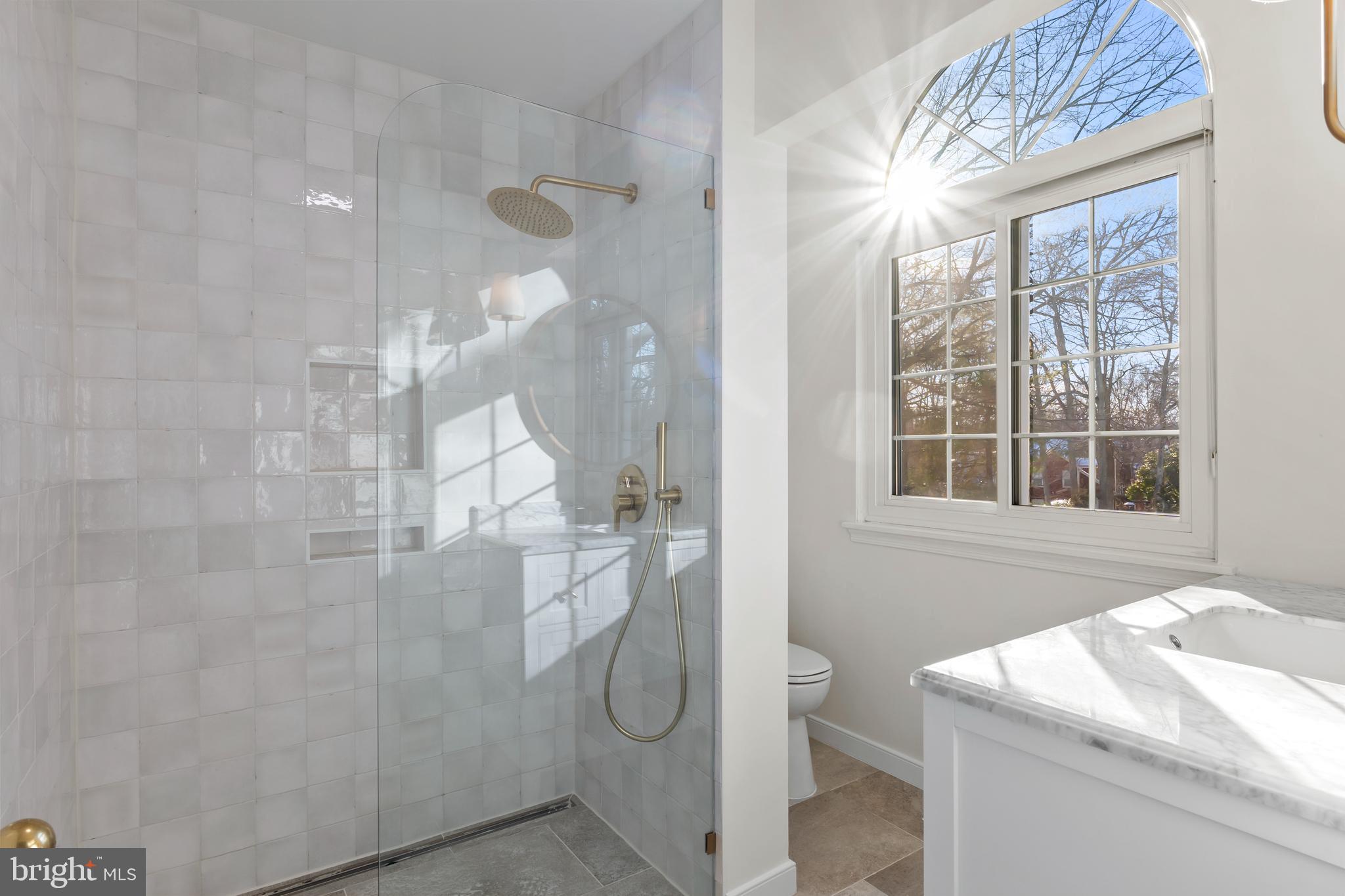 EDGEWOOD GREEN - Residential Lease