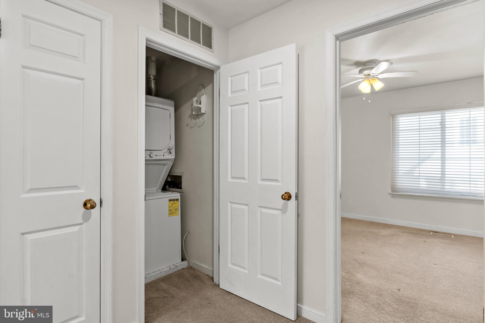 EDGEWOOD GREEN - Residential Lease