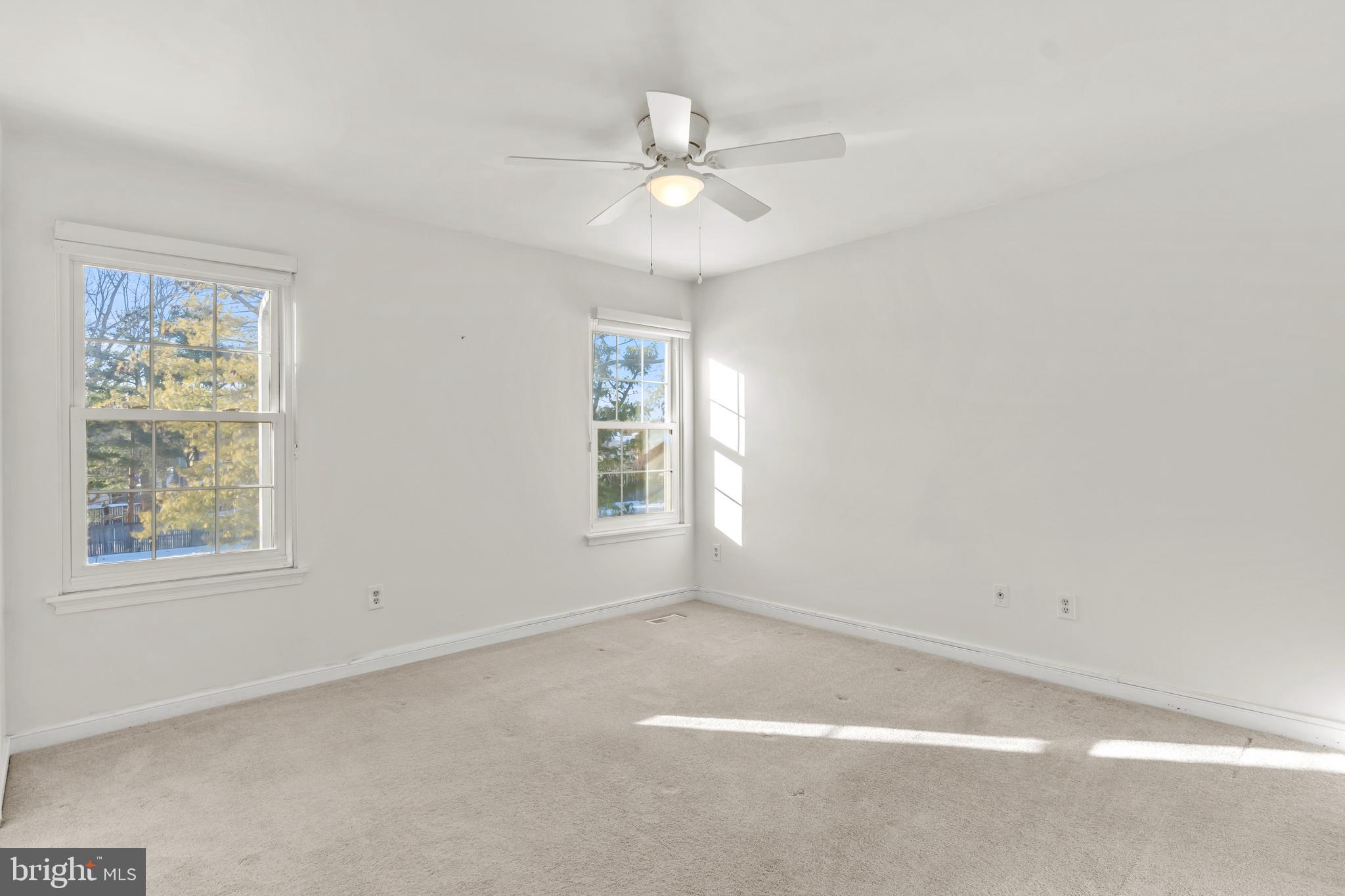 EDGEWOOD GREEN - Residential Lease