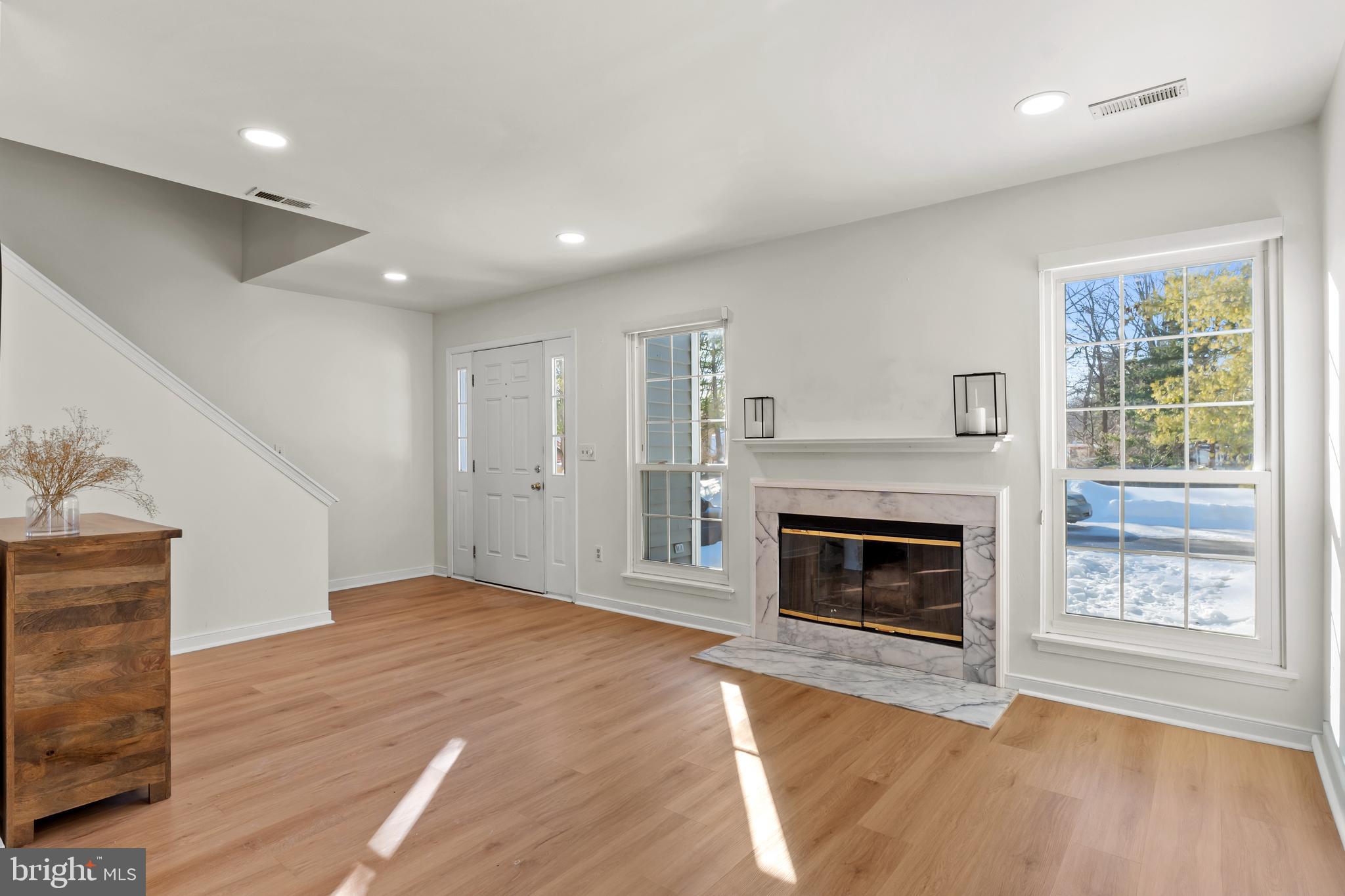 EDGEWOOD GREEN - Residential Lease