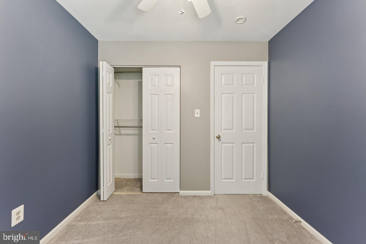 LAKE RIDGE - Residential Lease