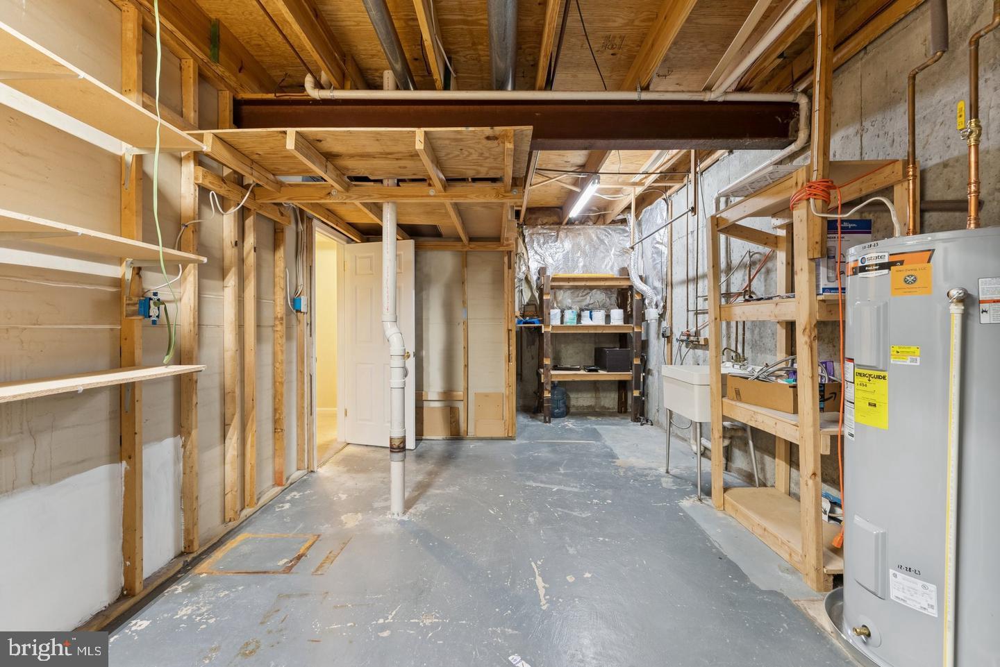 LAKE RIDGE - Residential Lease